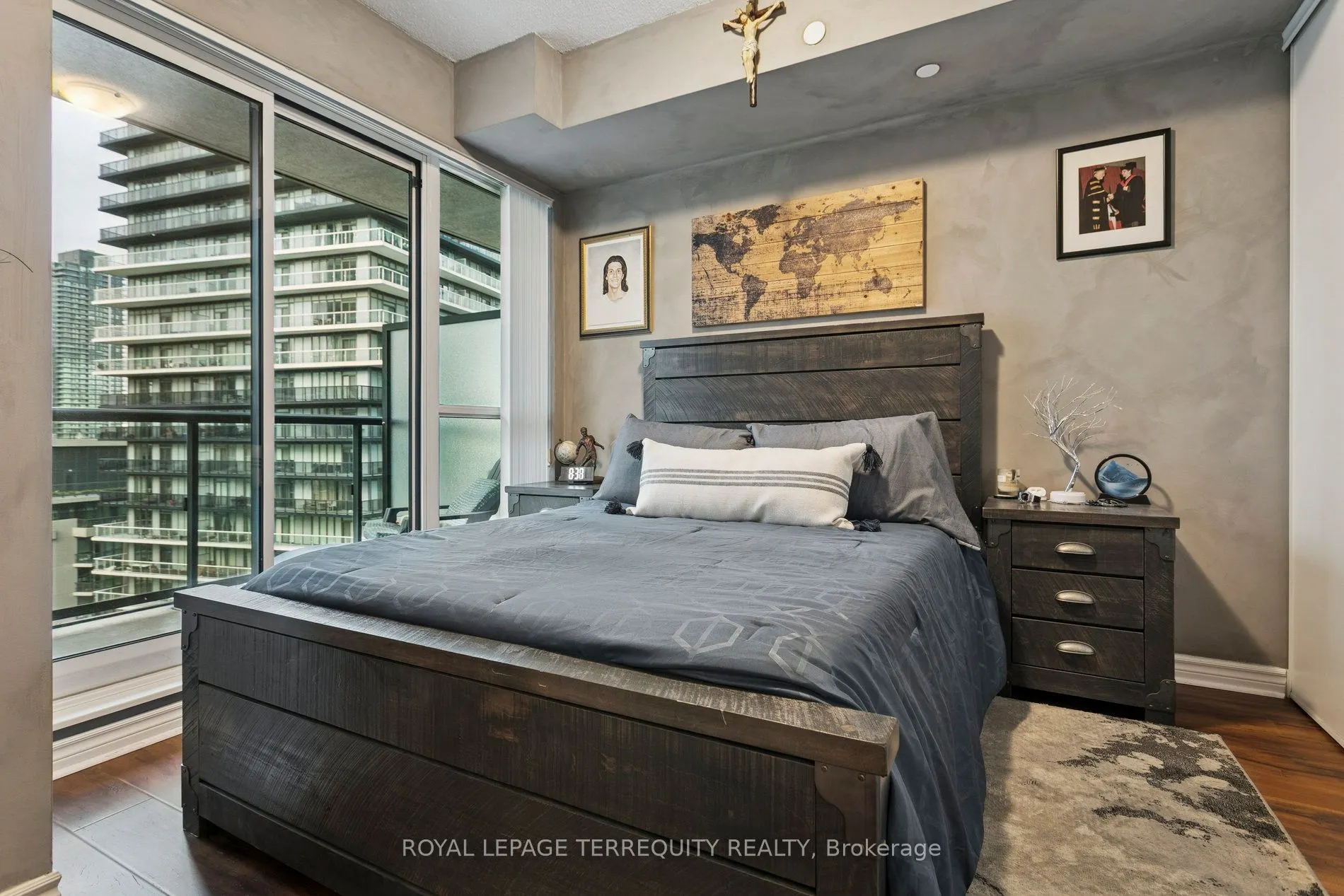 39 Annie Craig Drive, #1402