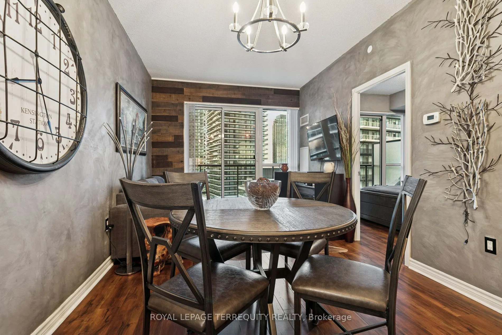 39 Annie Craig Drive, #1402