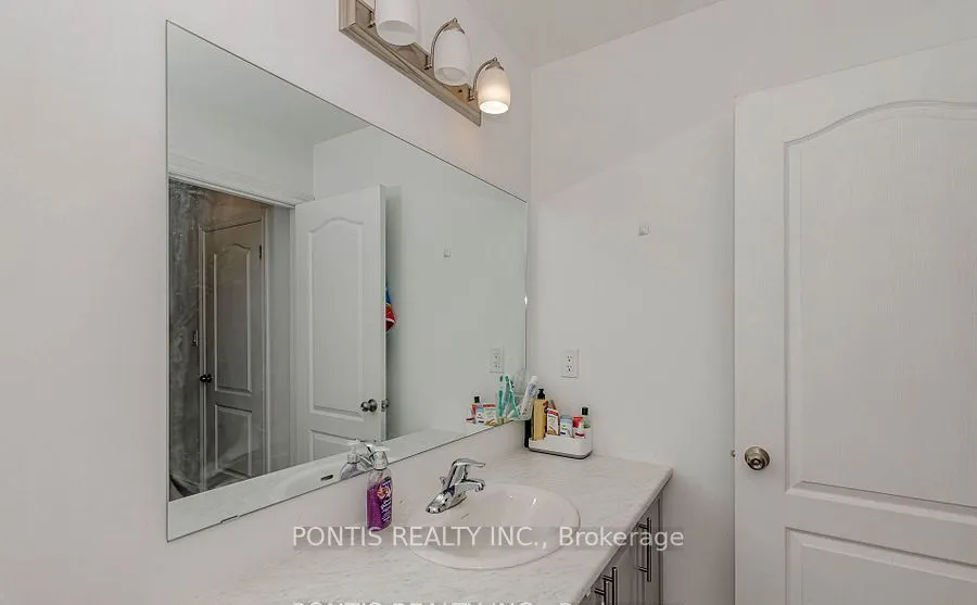 6 JOSEPH HALBERT Place