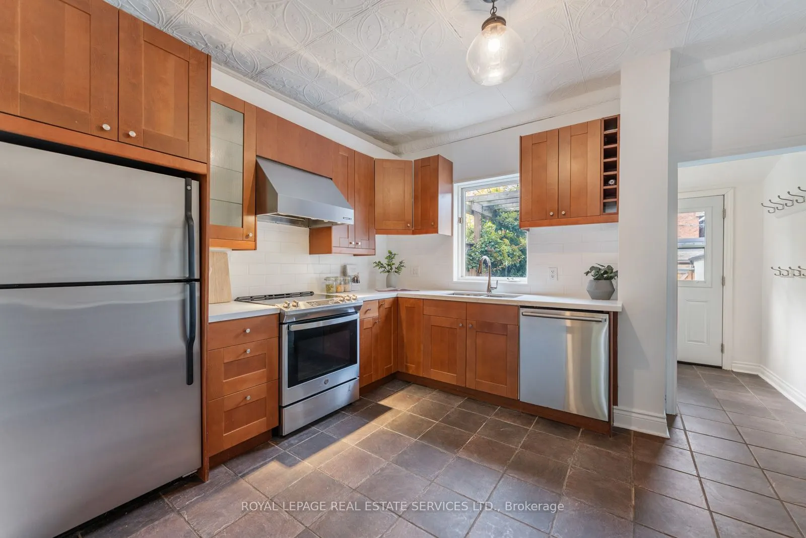 466 Beresford Avenue