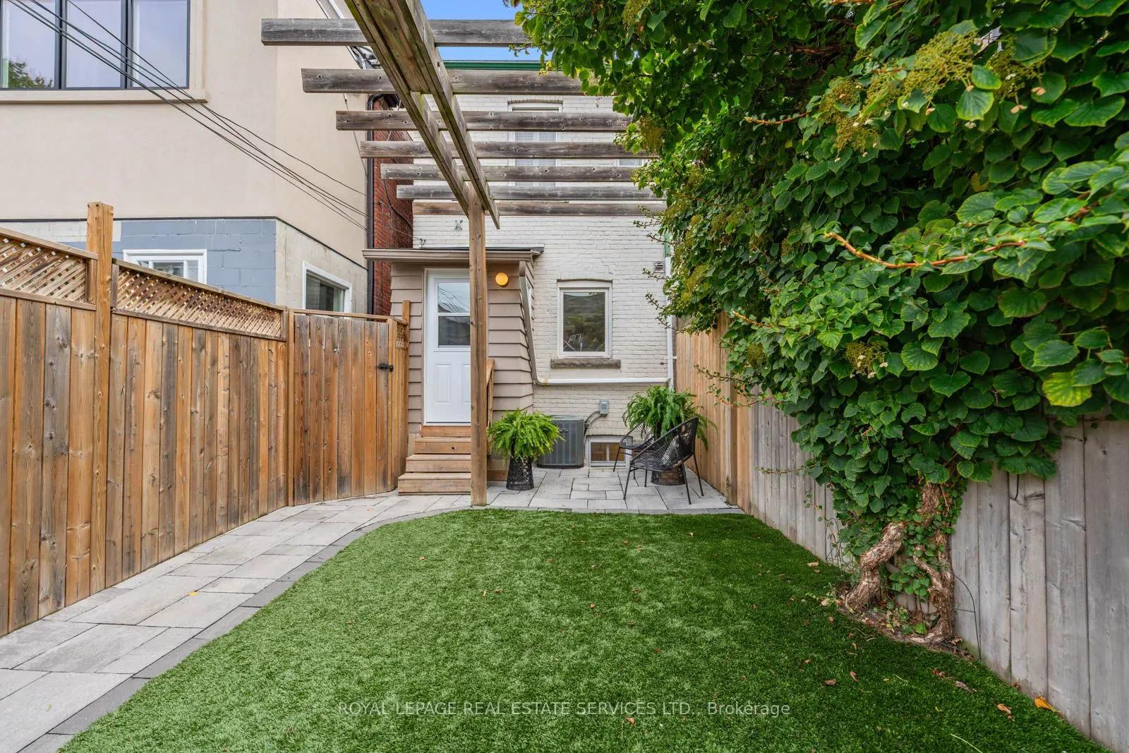 466 Beresford Avenue