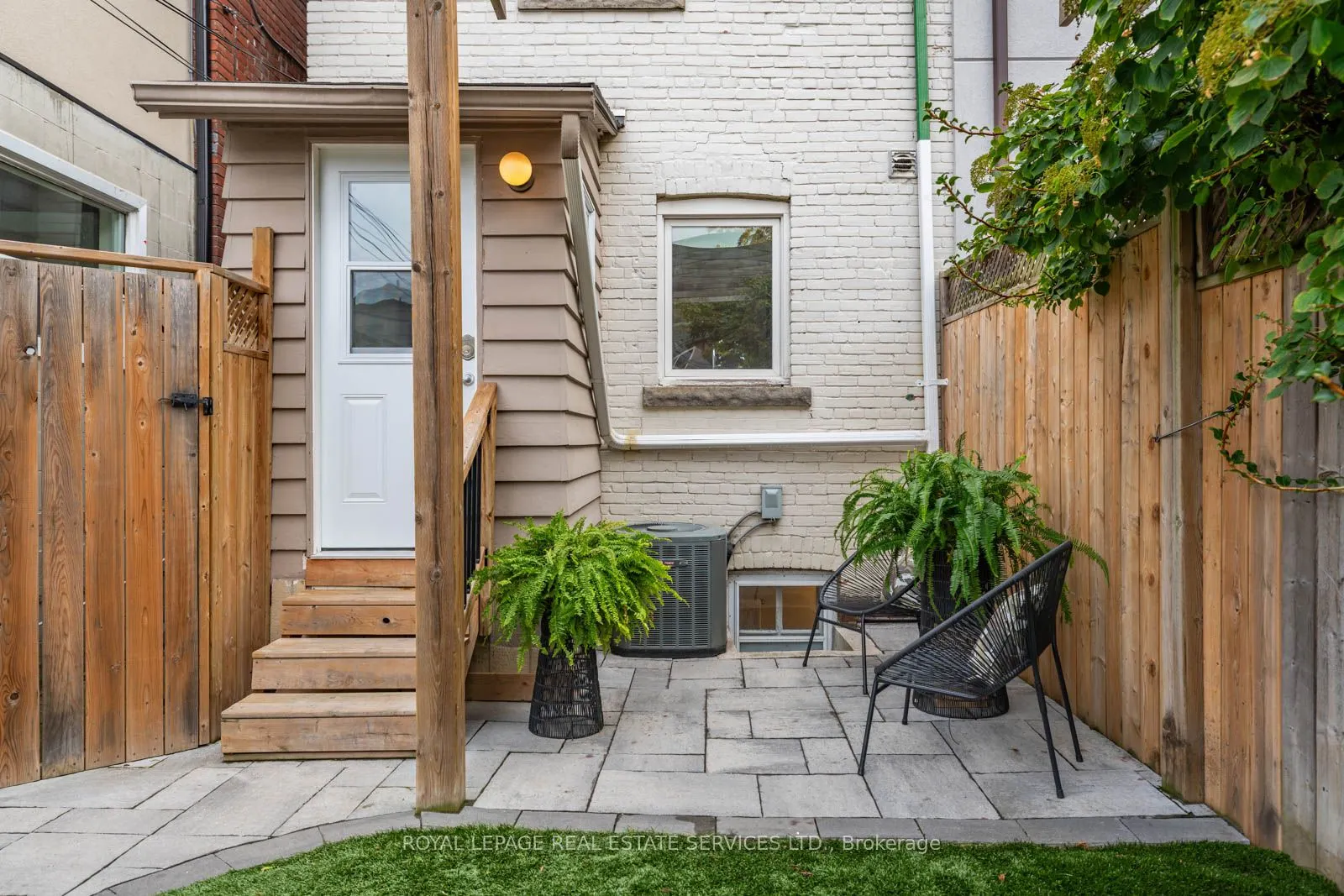 466 Beresford Avenue