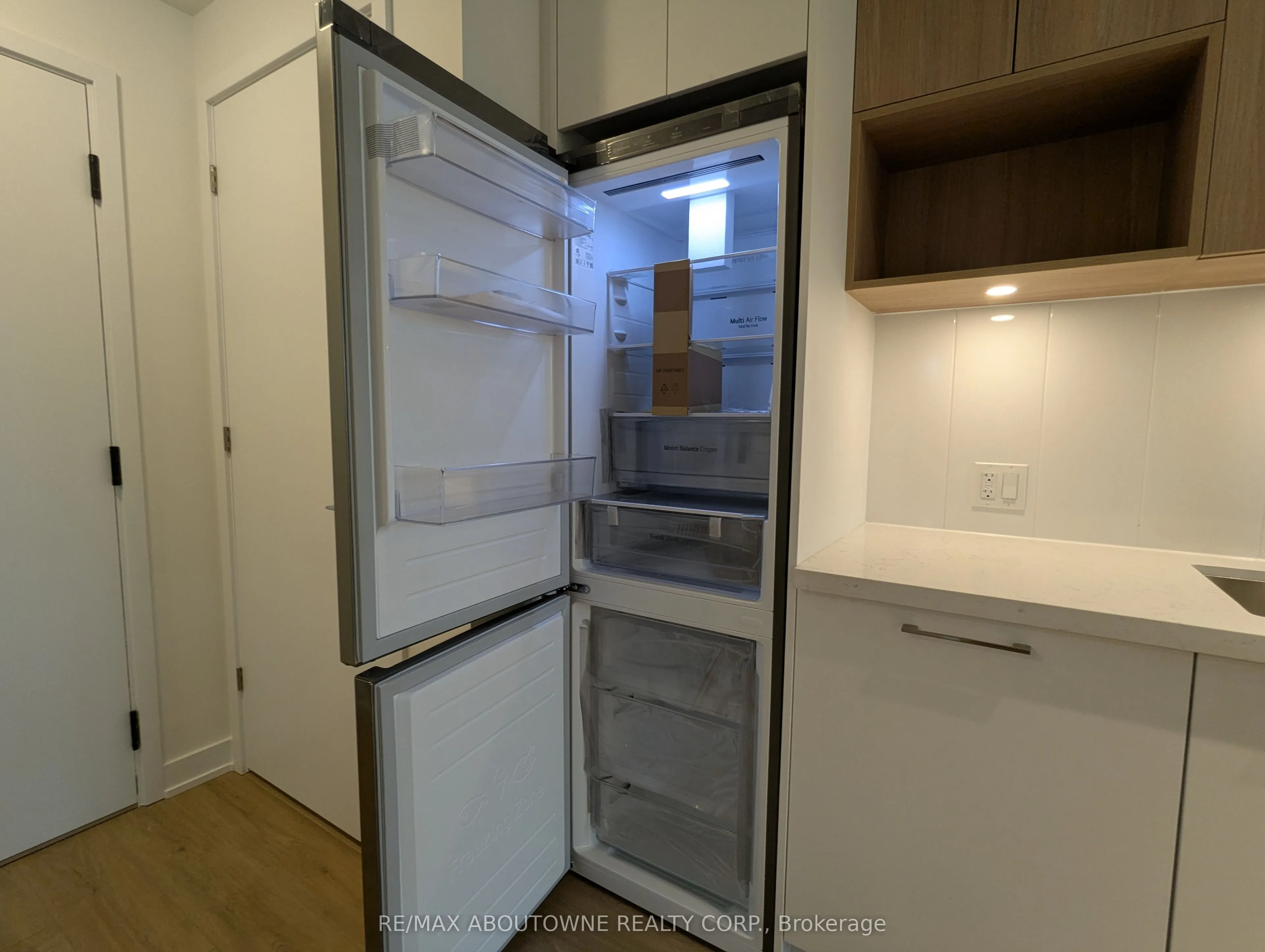 500 Plains Road E, #309