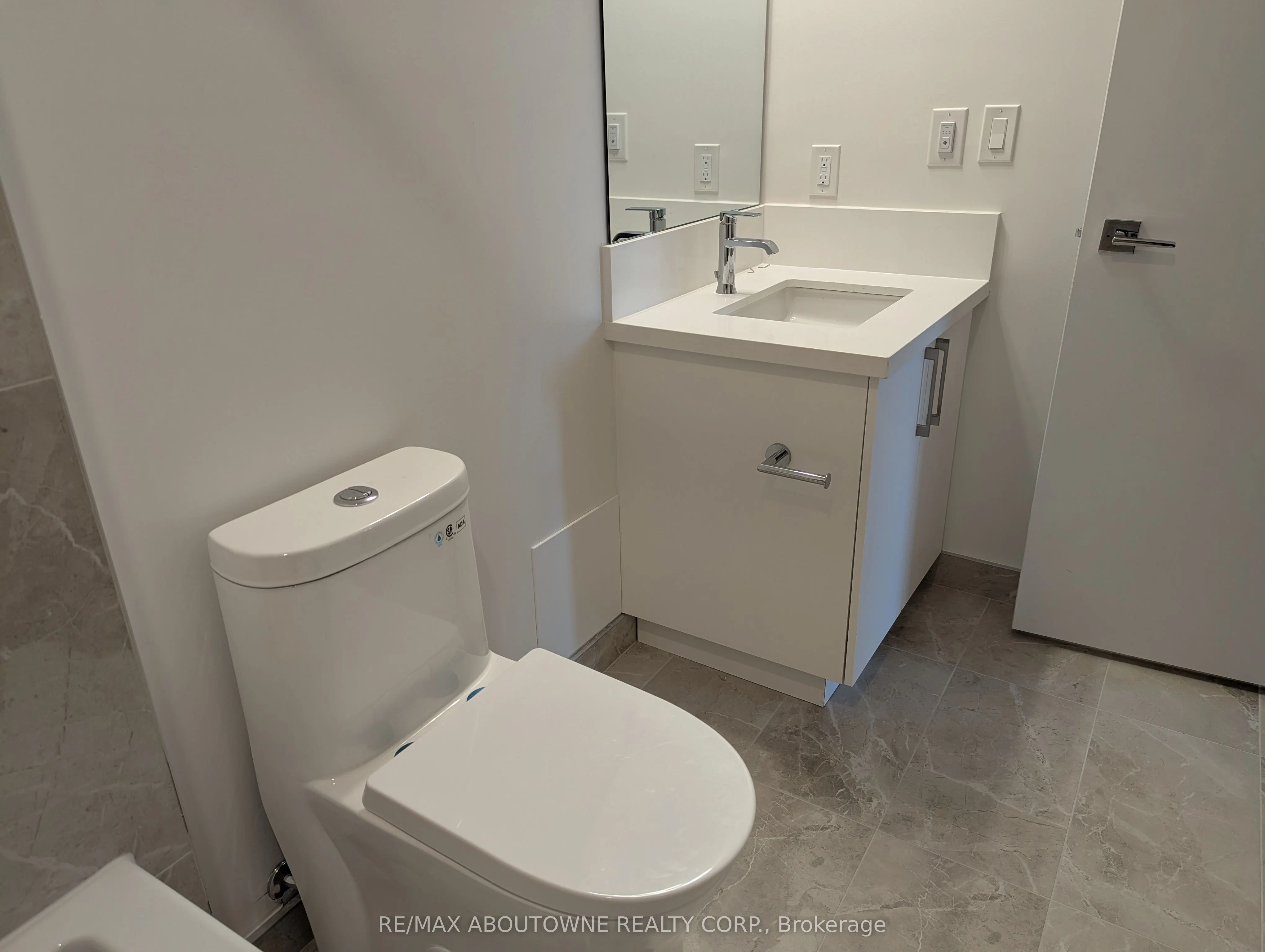 500 Plains Road E, #309