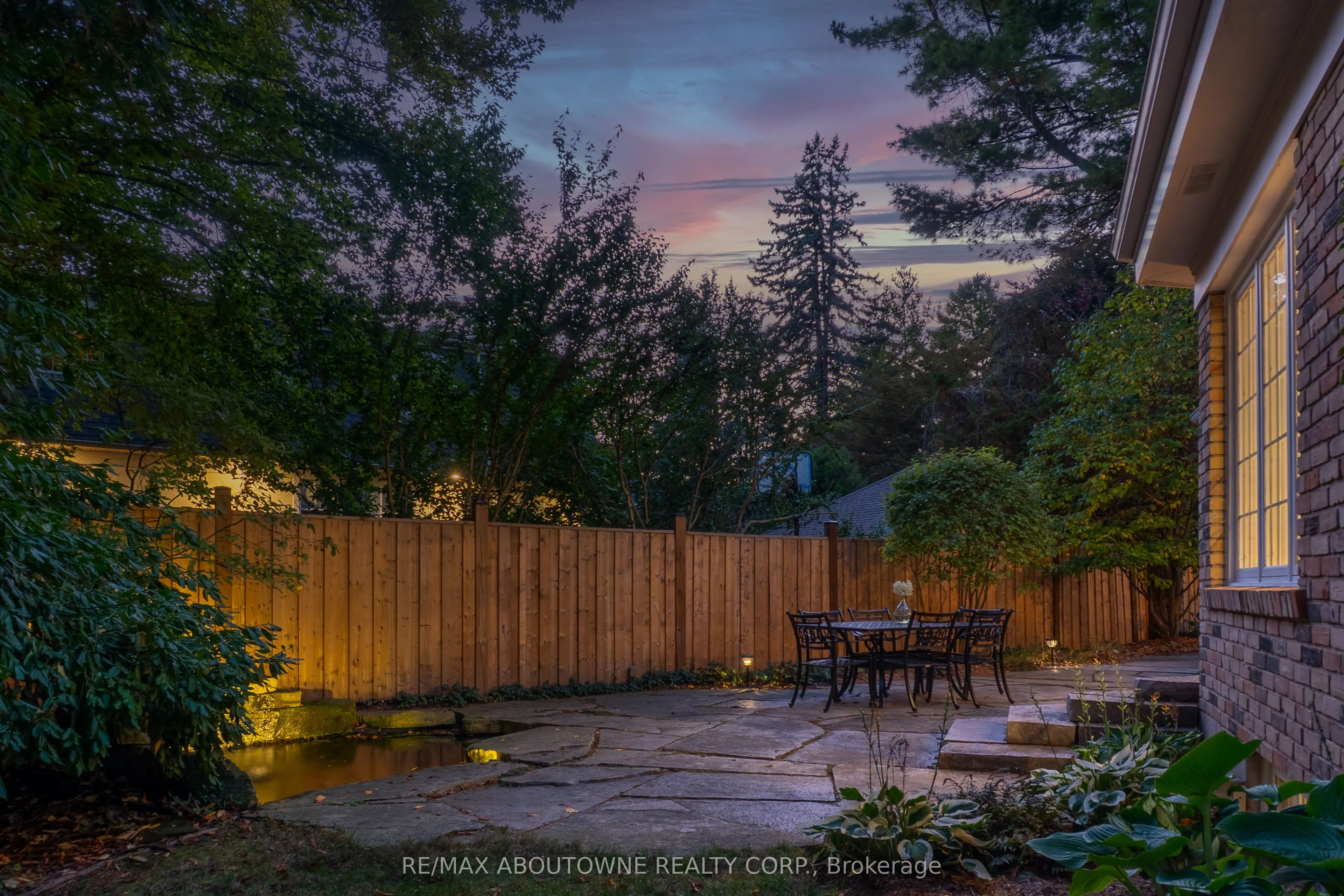 206 Rossmore Boulevard