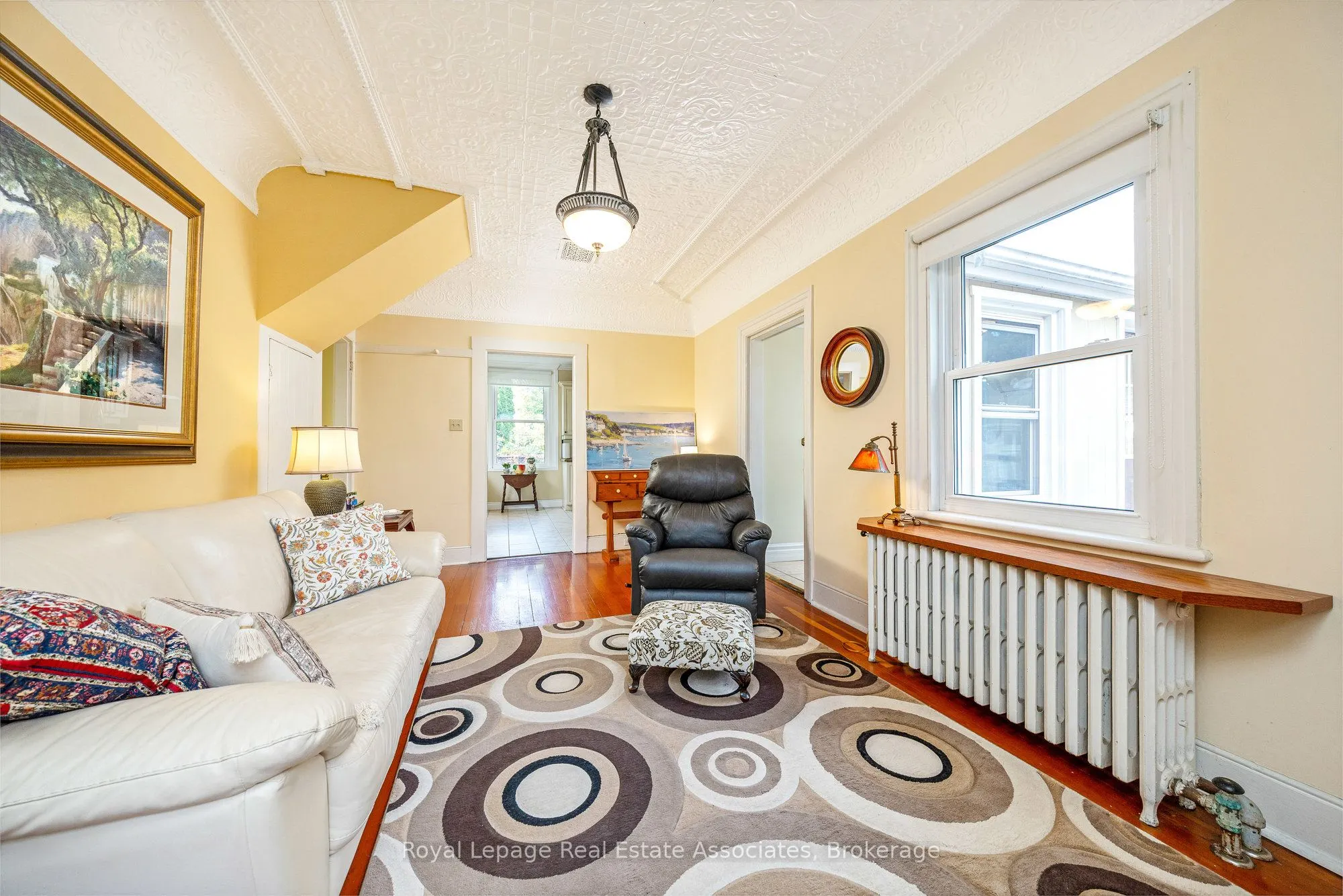 85 and 0 Guelph Street