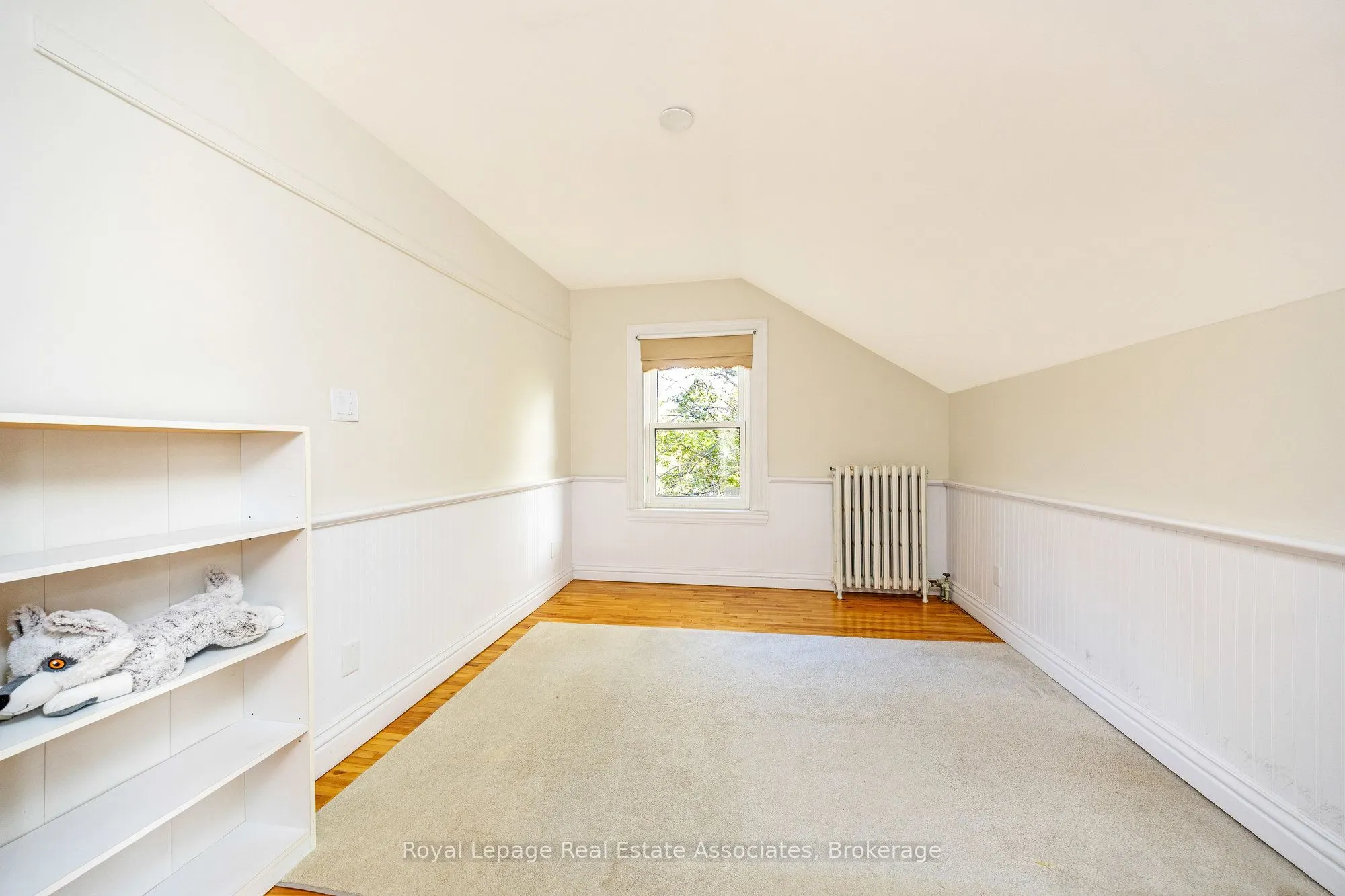 85 and 0 Guelph Street