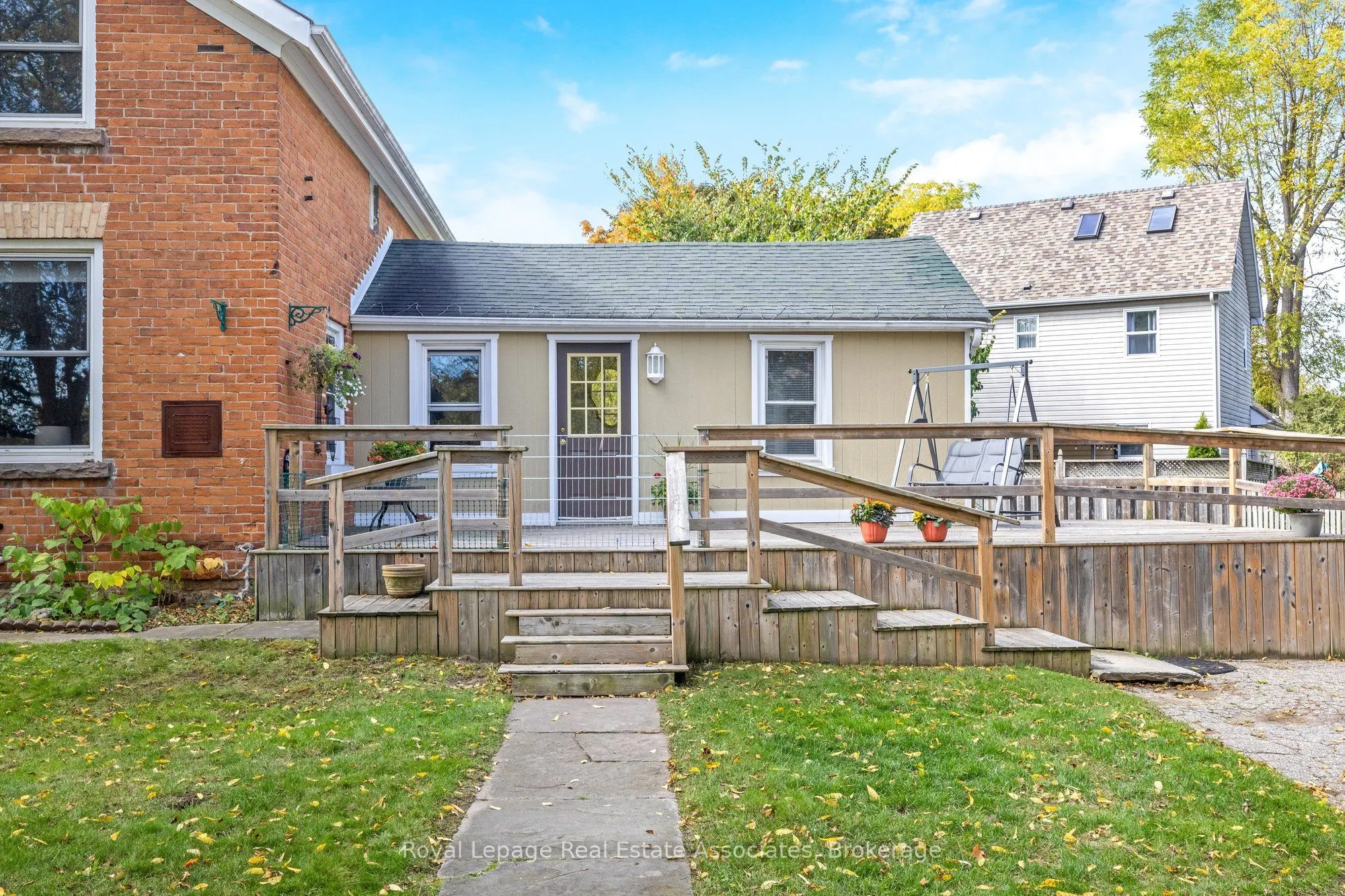 85 and 0 Guelph Street