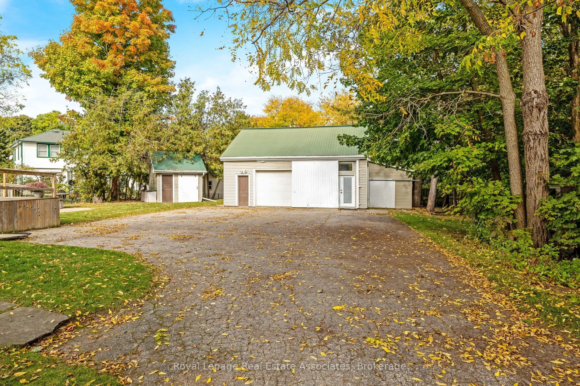 85 and 0 Guelph Street