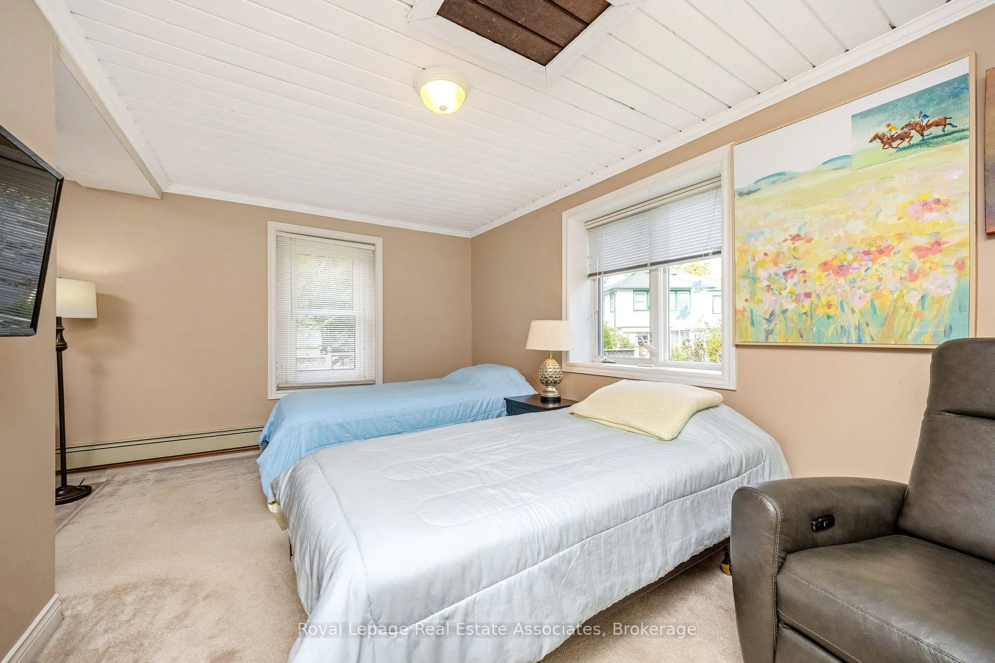 85 and 0 Guelph Street