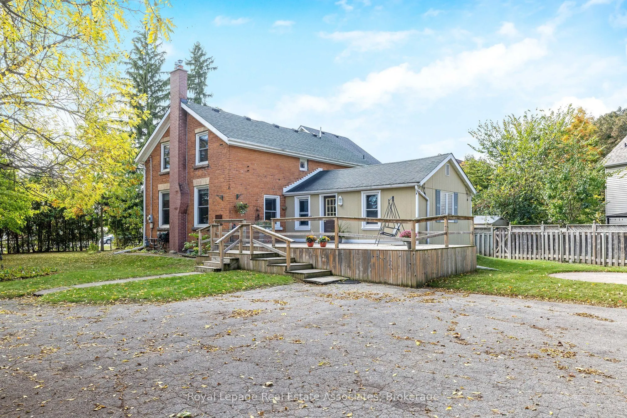 85 and 0 Guelph Street