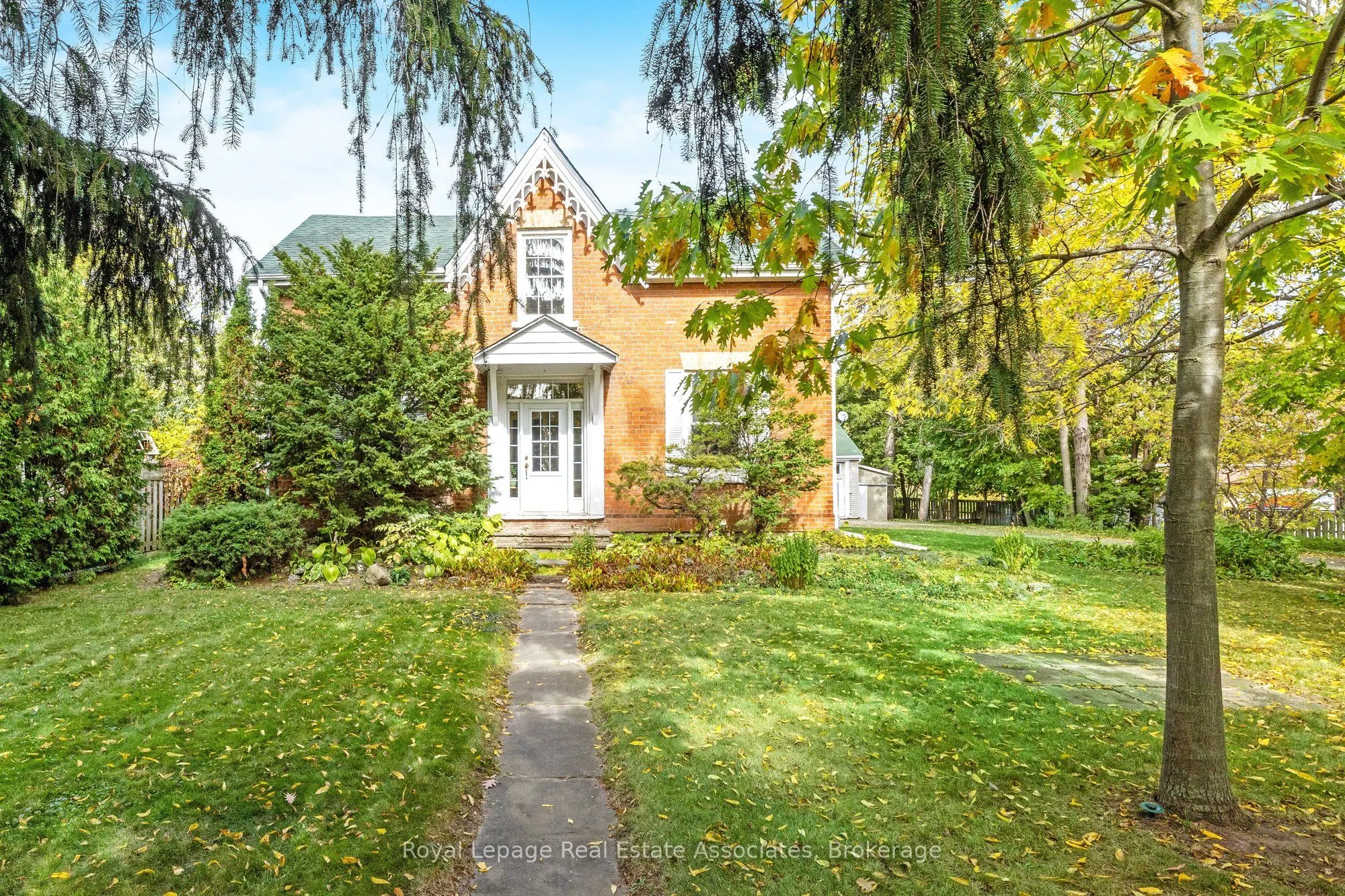 85 and 0 Guelph Street