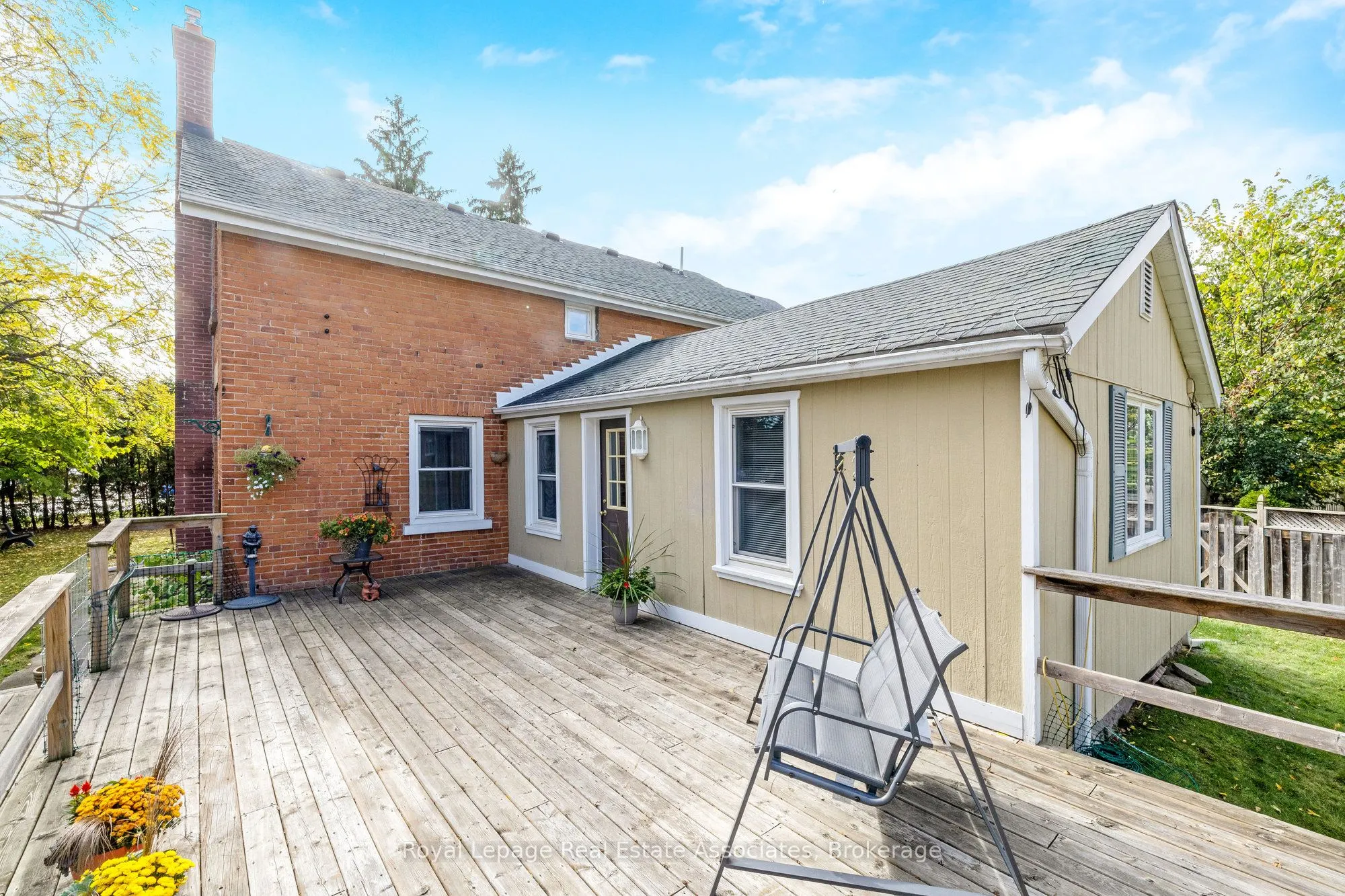 85 and 0 Guelph Street