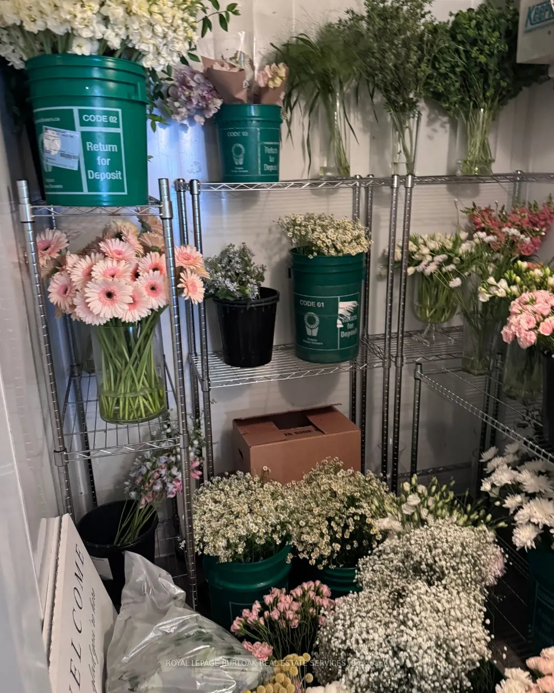 3130 Dundas Street W