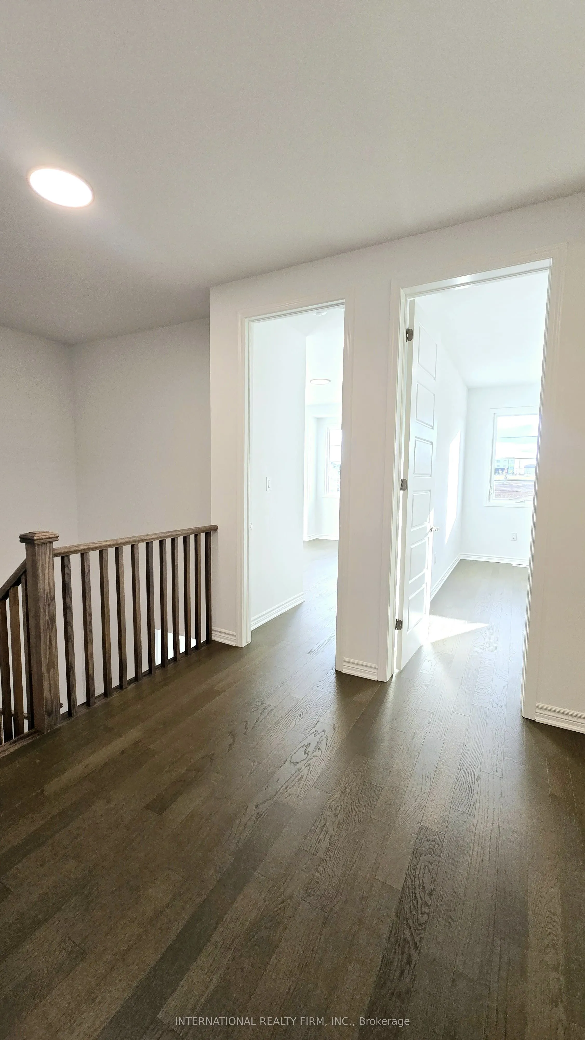 3163 MEADOWRIDGE Drive E