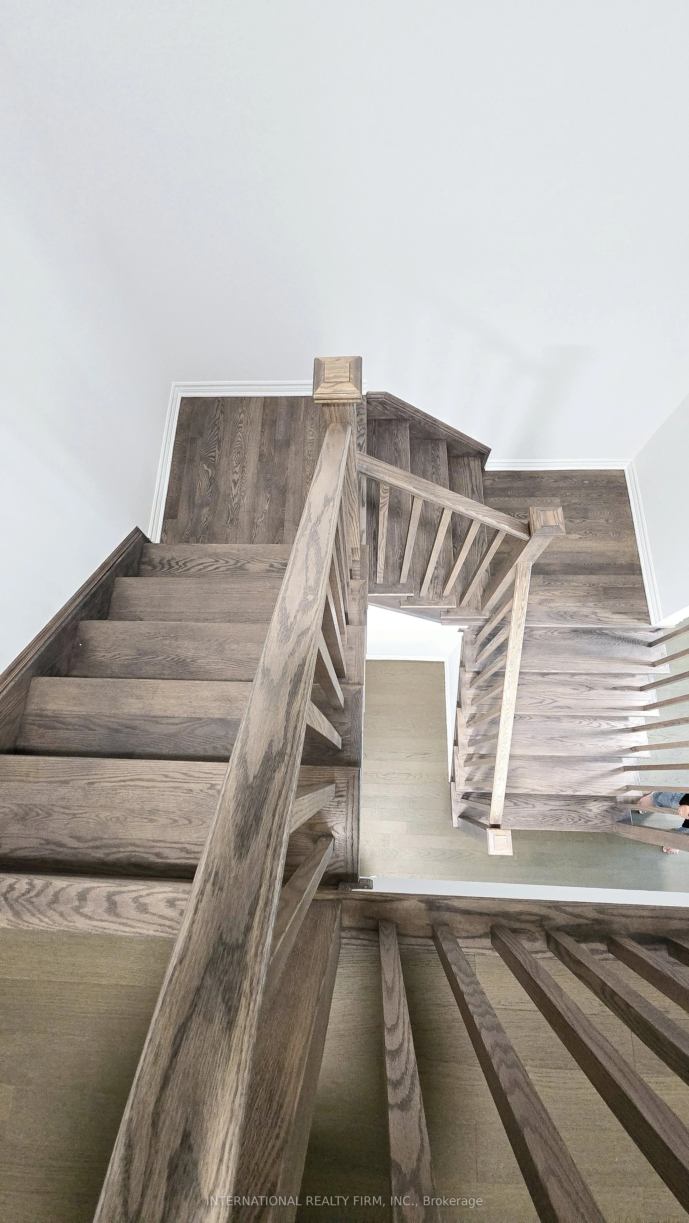 3163 MEADOWRIDGE Drive E