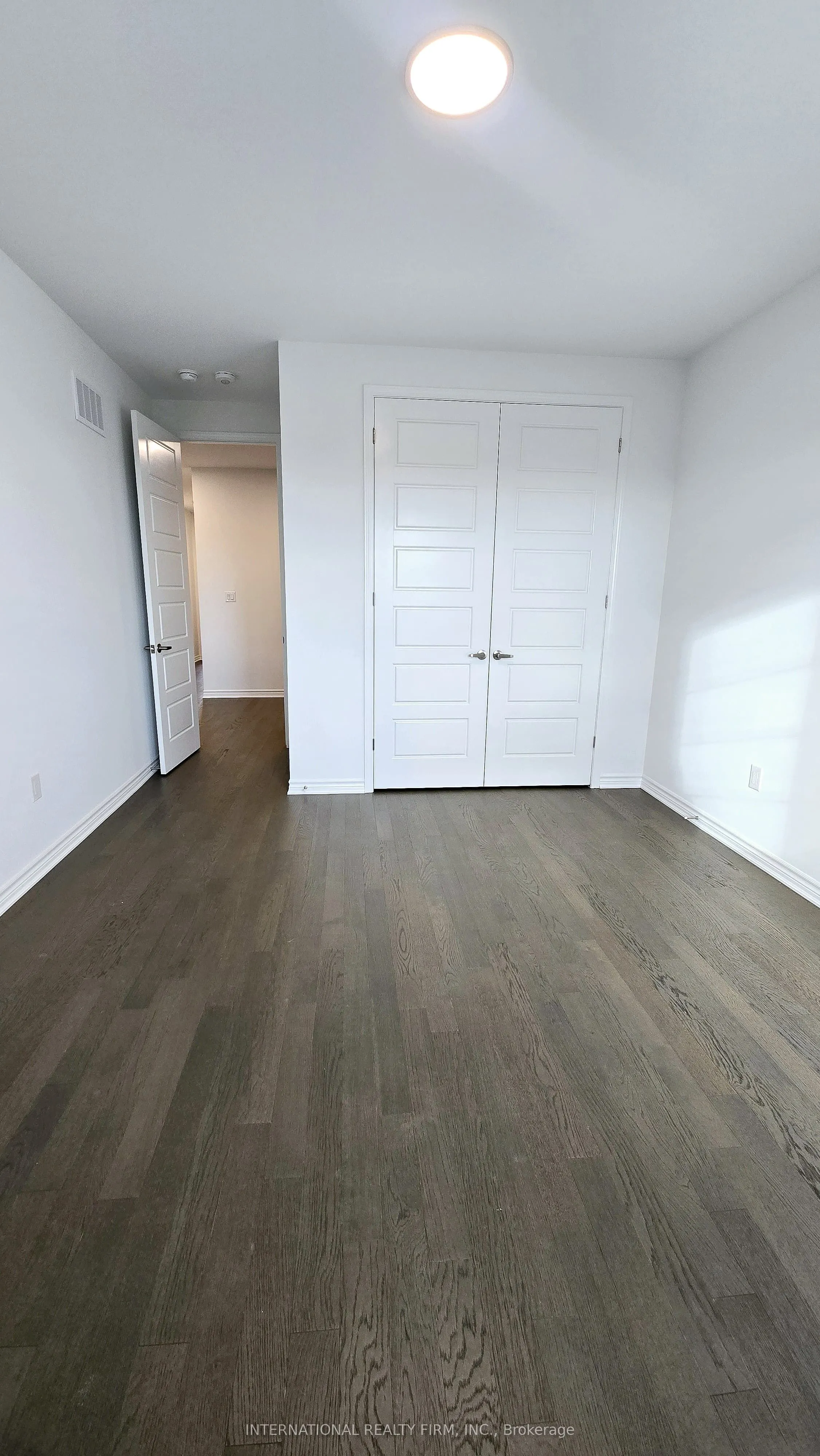 3163 MEADOWRIDGE Drive E