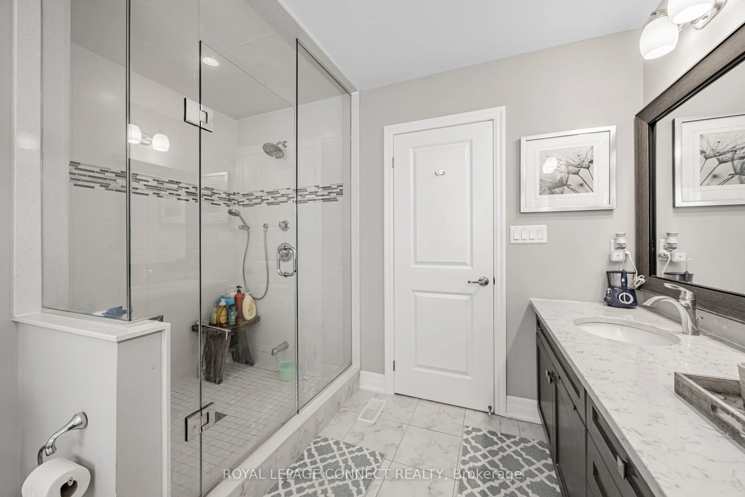 3302 Mintwood Circle