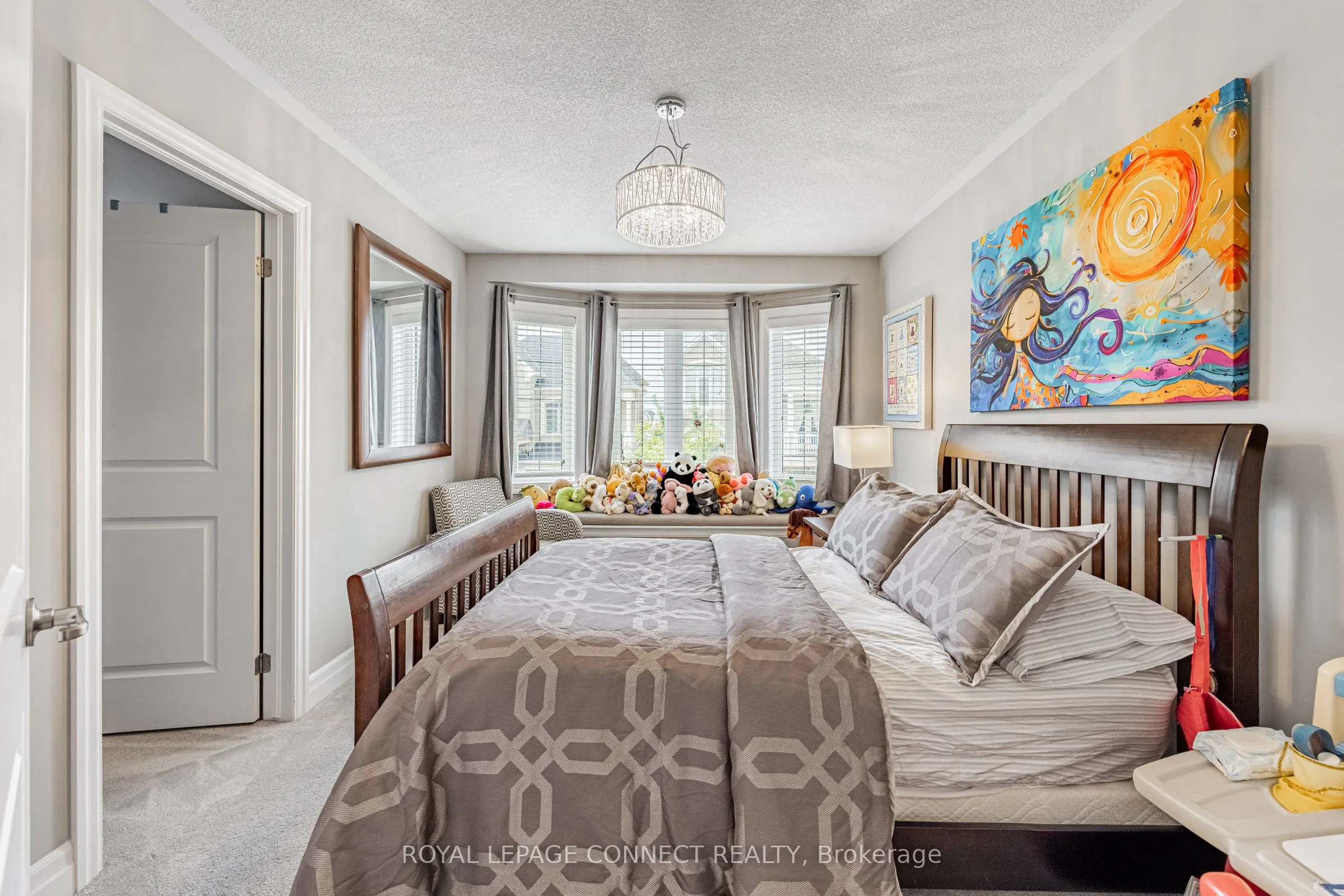 3302 Mintwood Circle