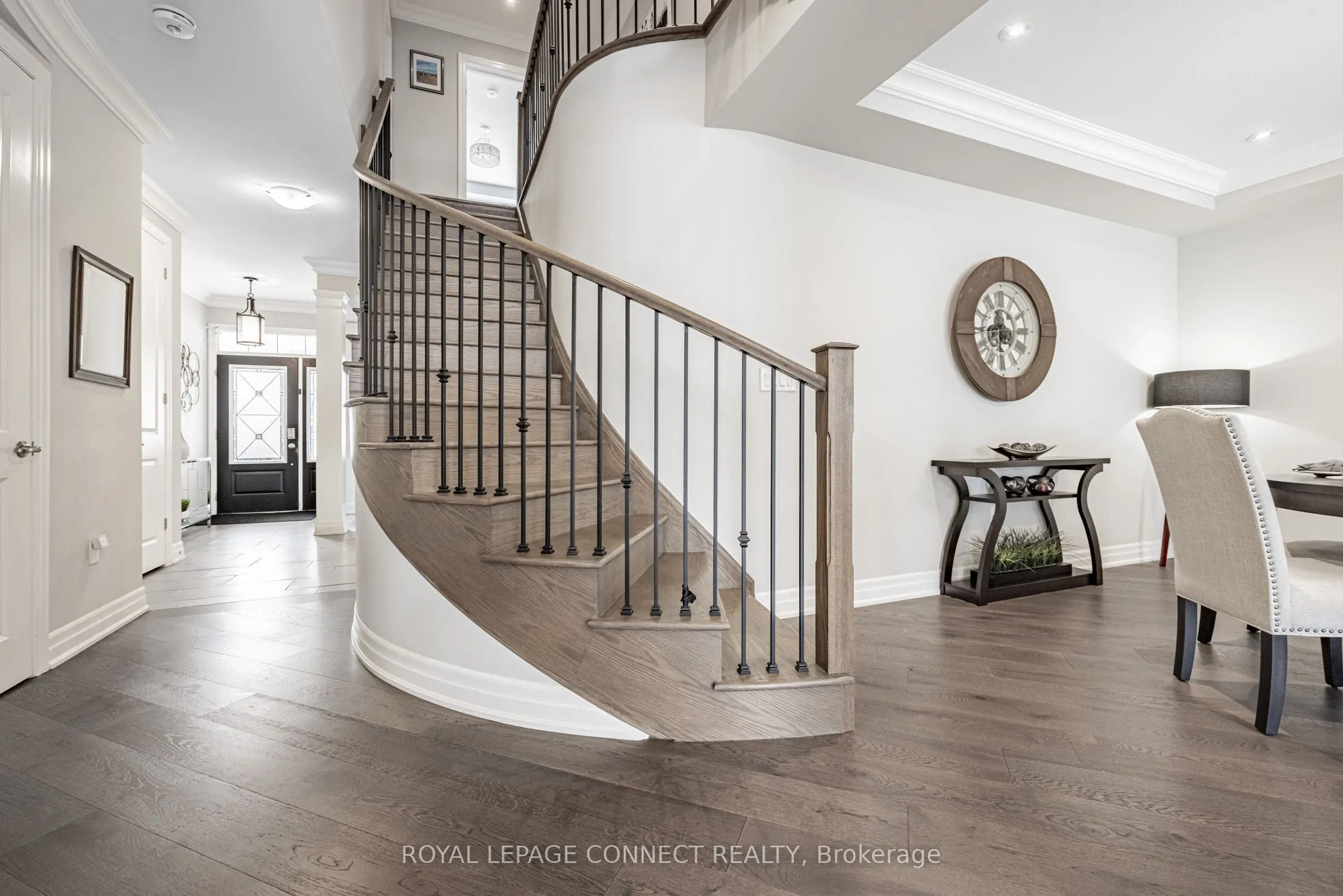 3302 Mintwood Circle