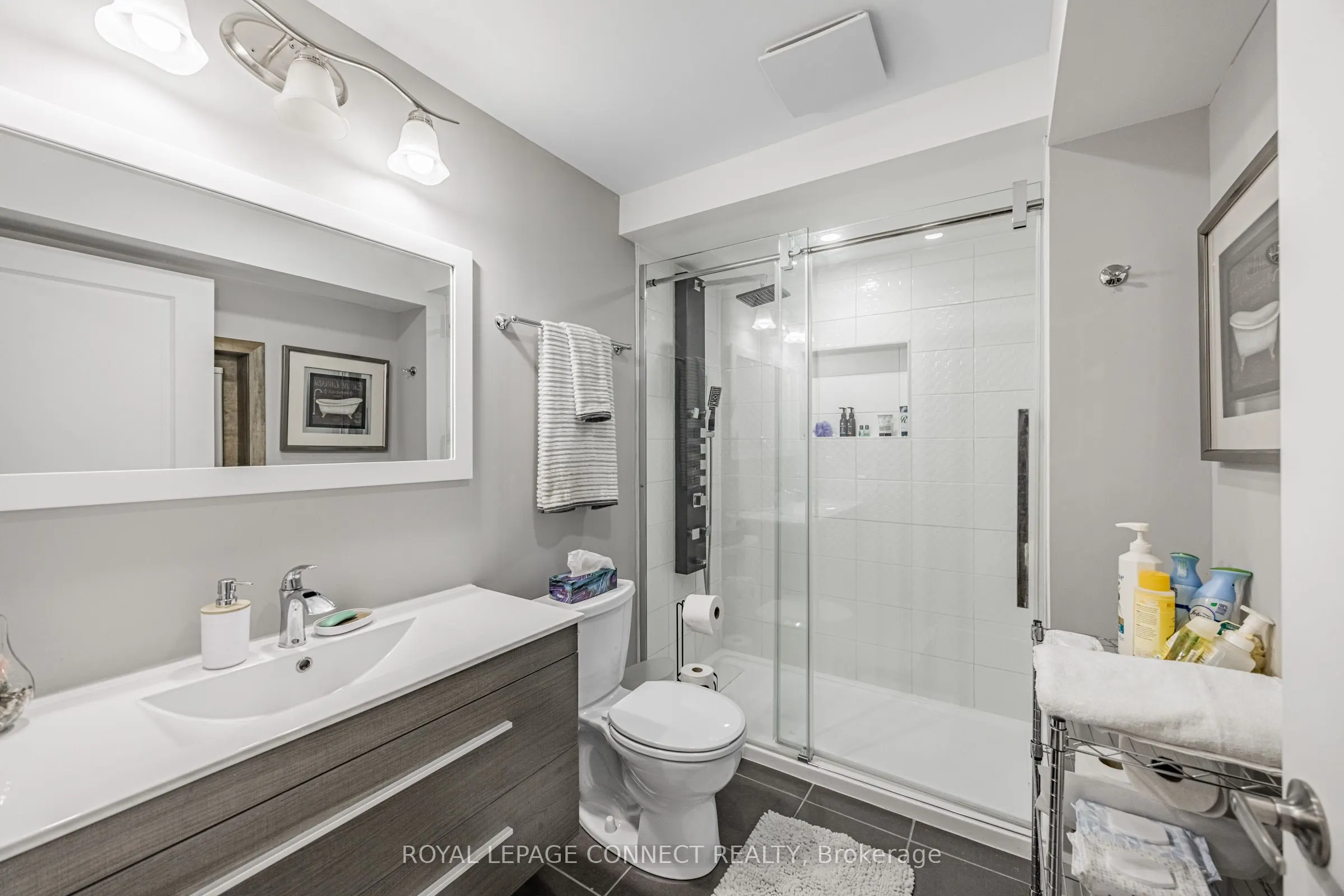 3302 Mintwood Circle