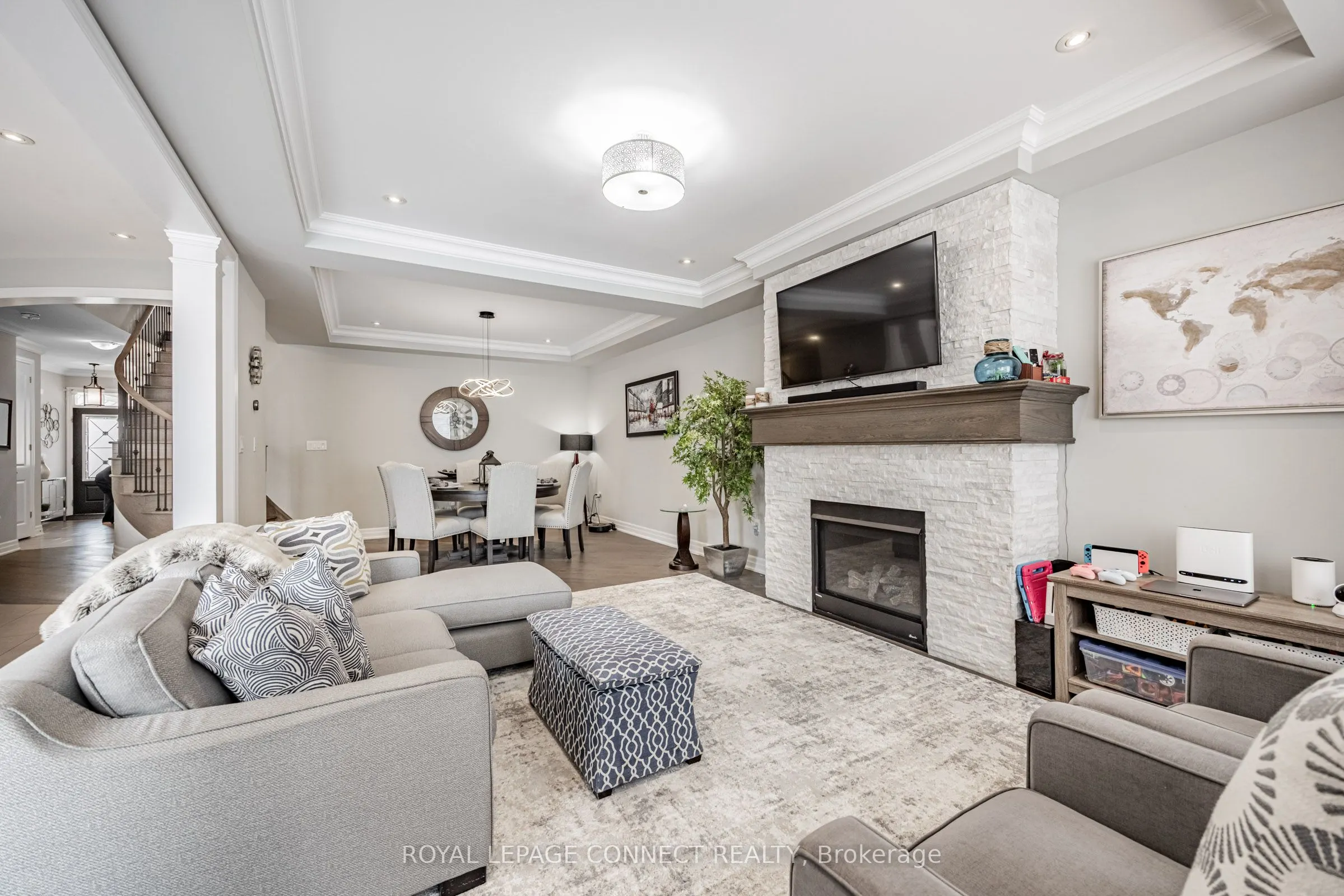 3302 Mintwood Circle