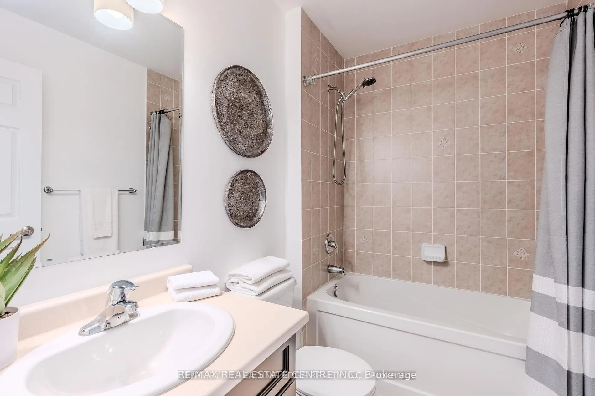 6020 Derry Road, #48