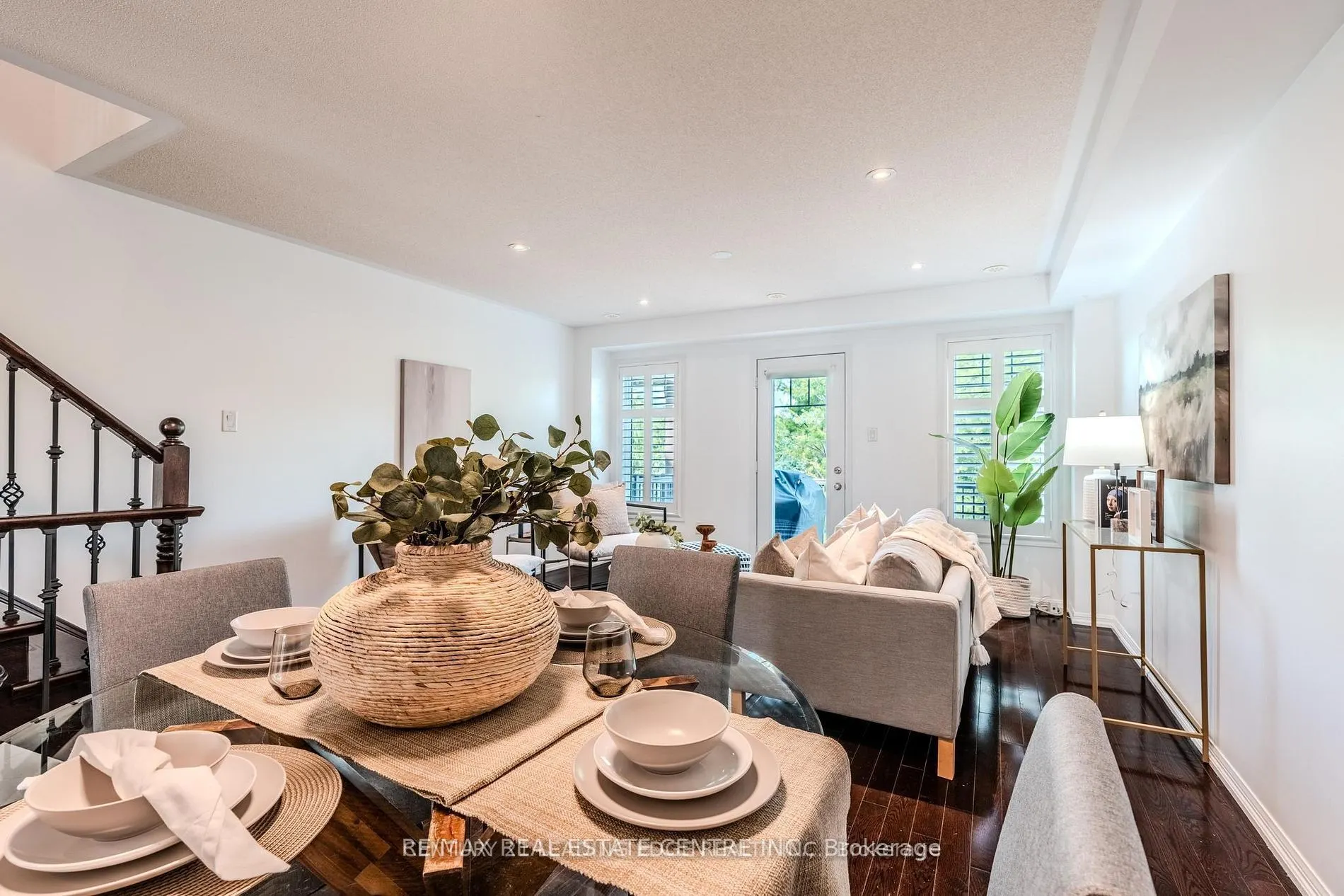 6020 Derry Road, #48