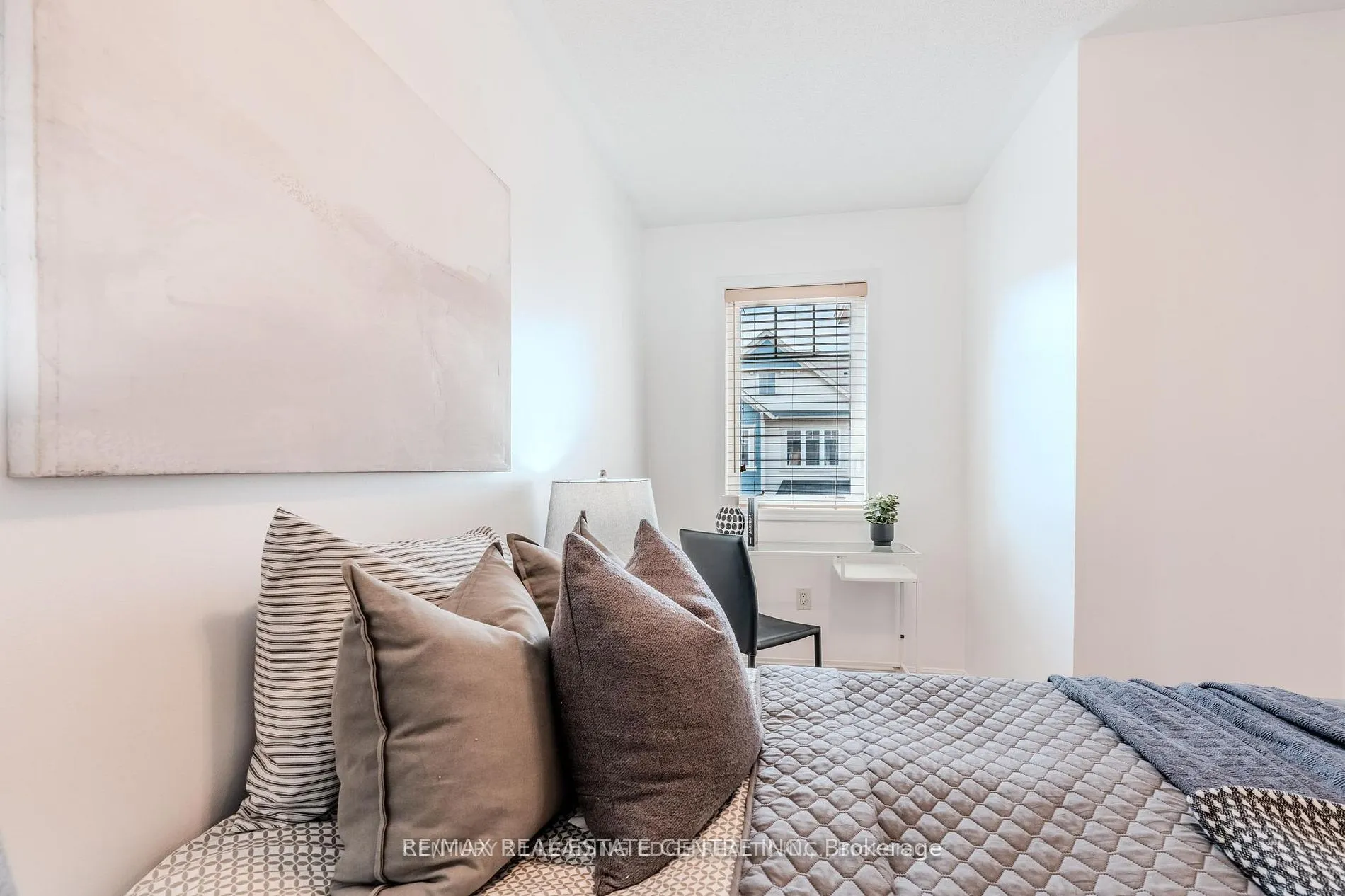 6020 Derry Road, #48