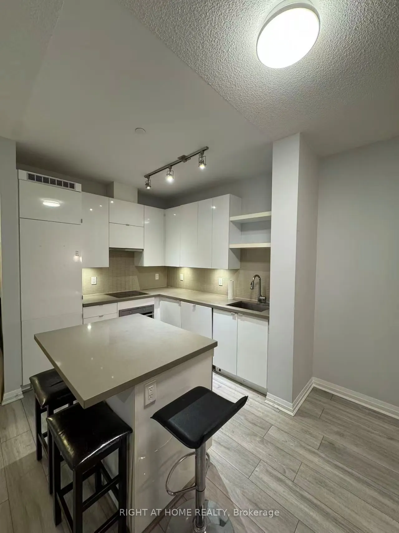 59 Annie Craig Drive, #3606