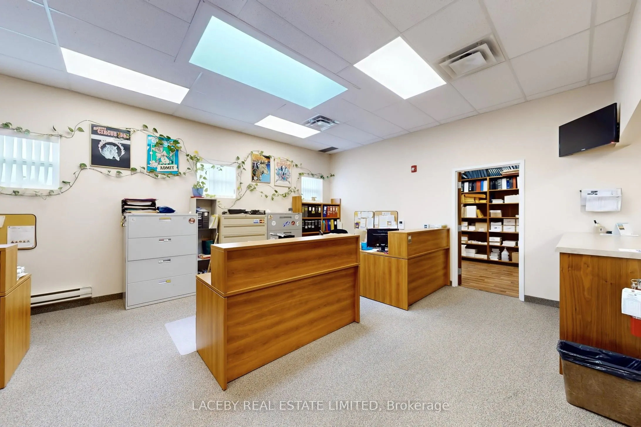 124-126 Queen's Plate Drive, #14&15