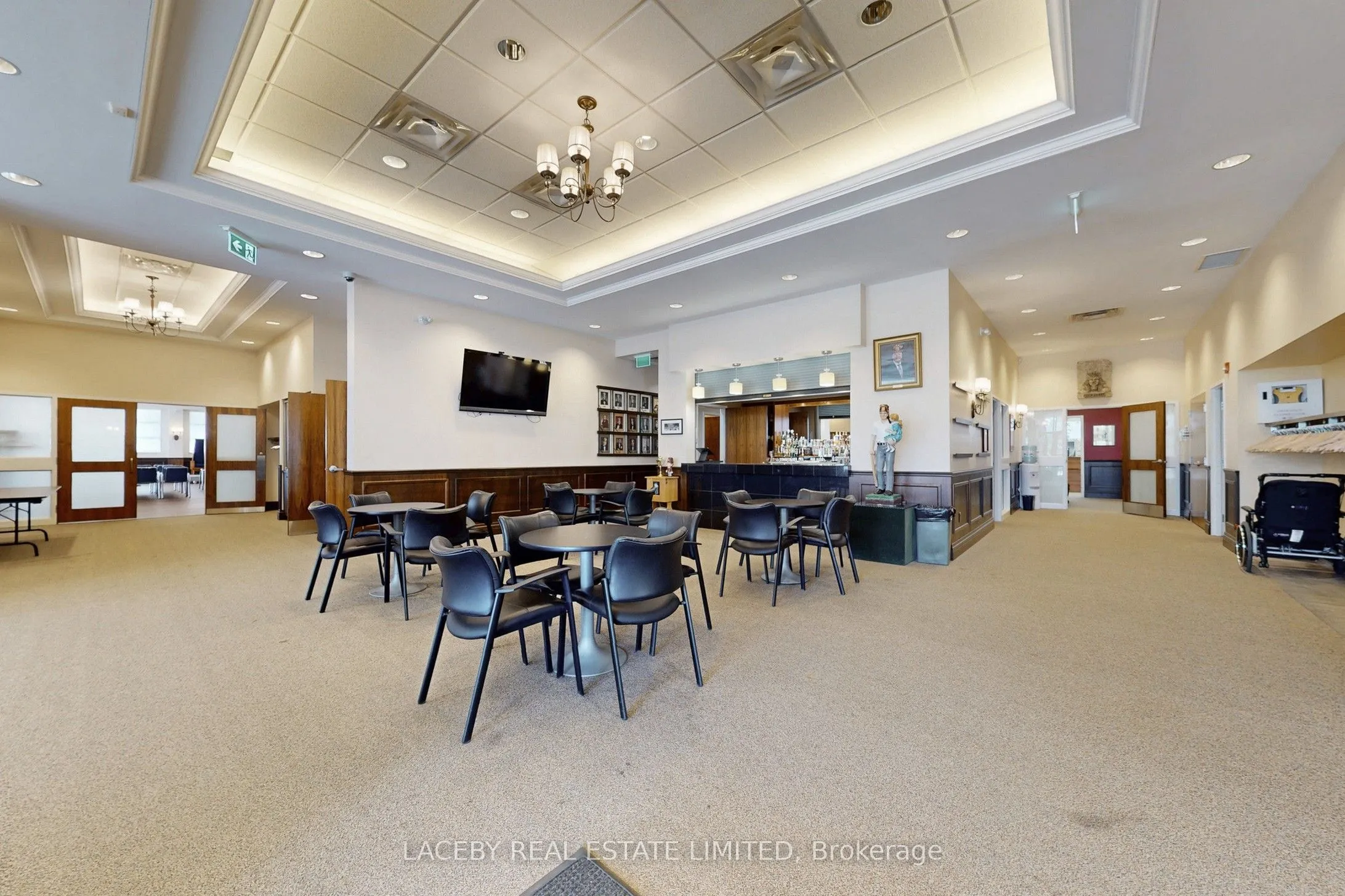 124-126 Queen's Plate Drive, #14&15