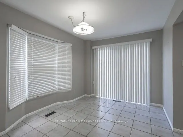 1575 Sir Monty's Drive