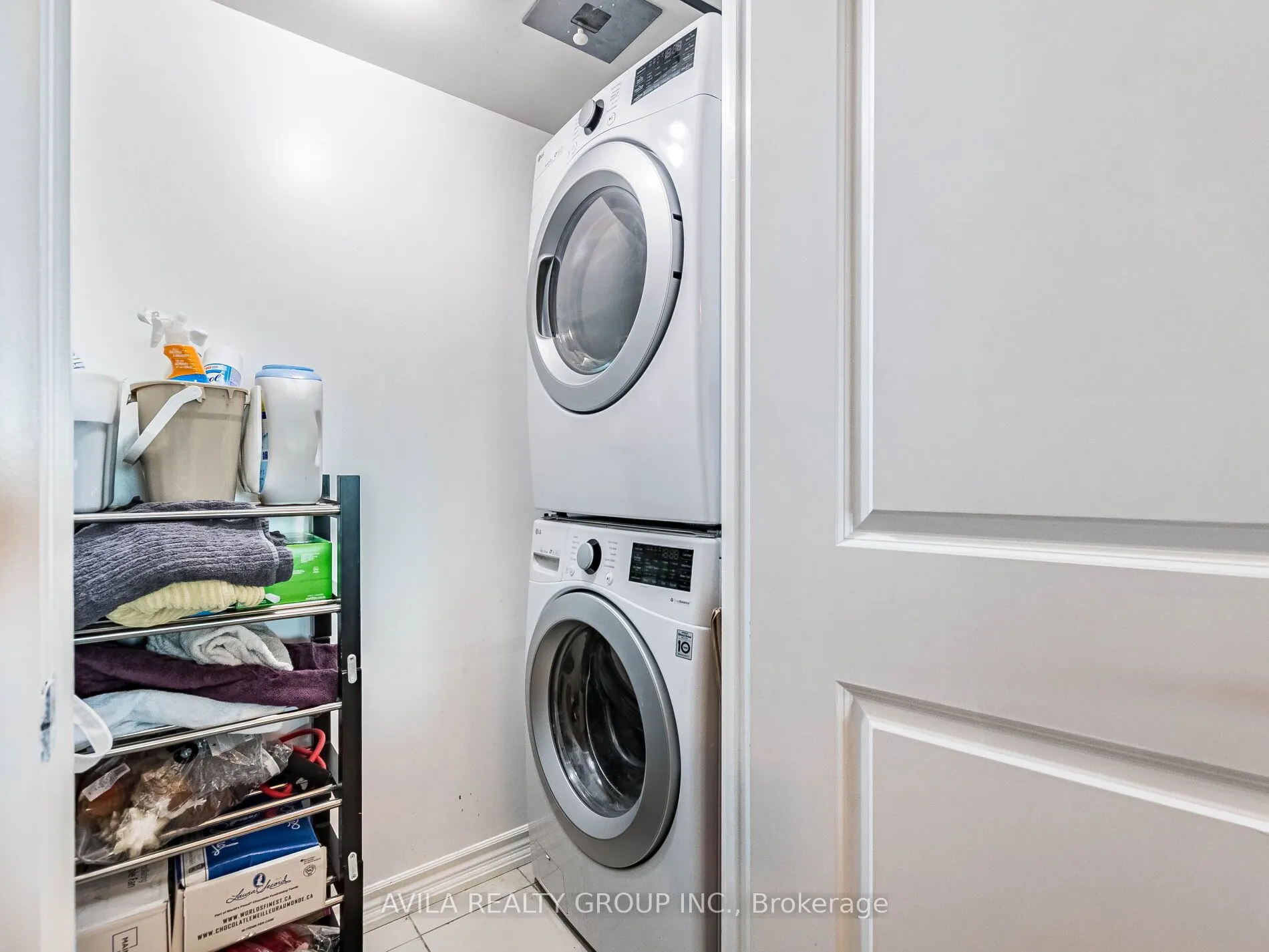 215 Sherway Gardens Road E, #1001