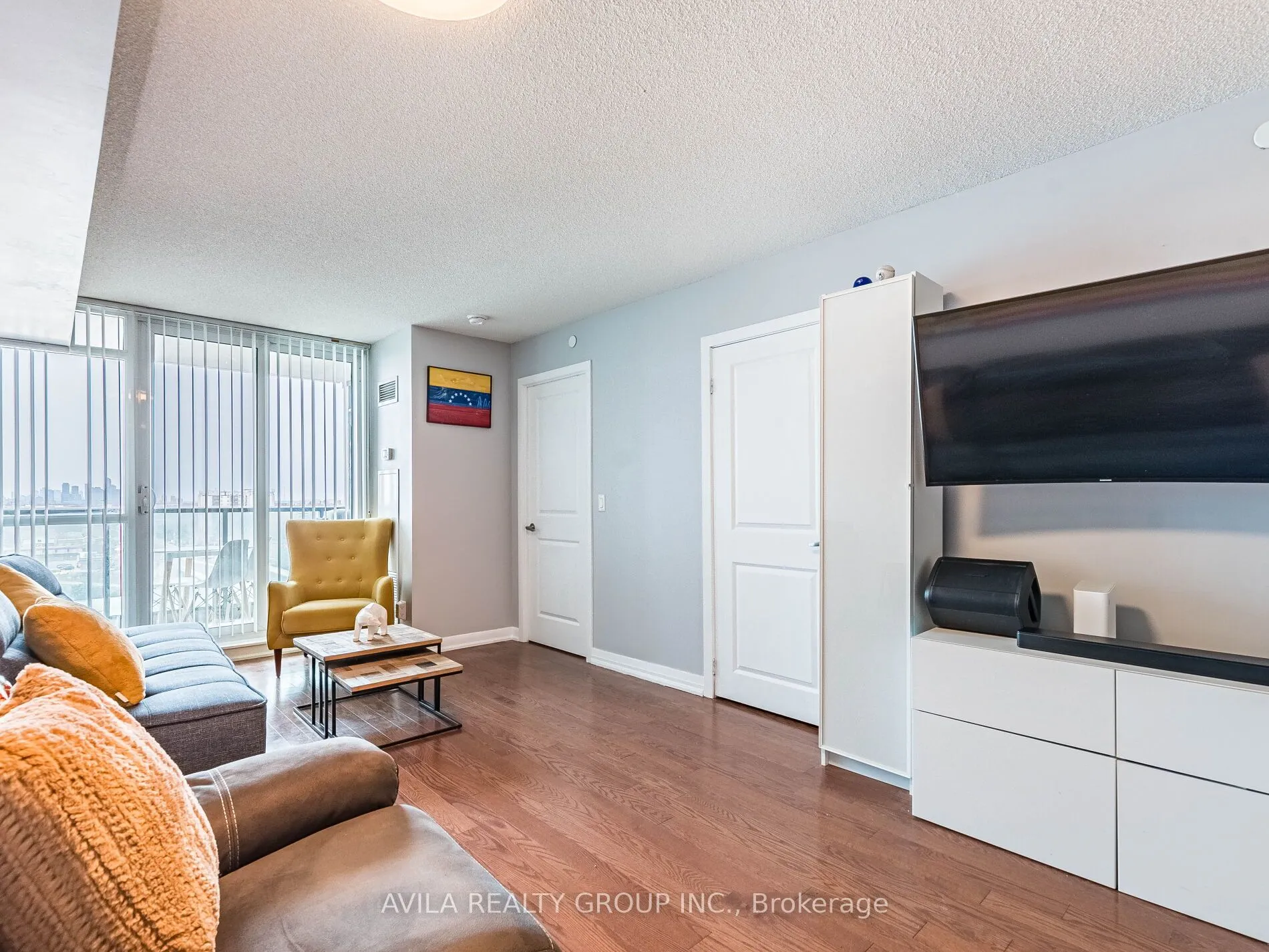 215 Sherway Gardens Road E, #1001