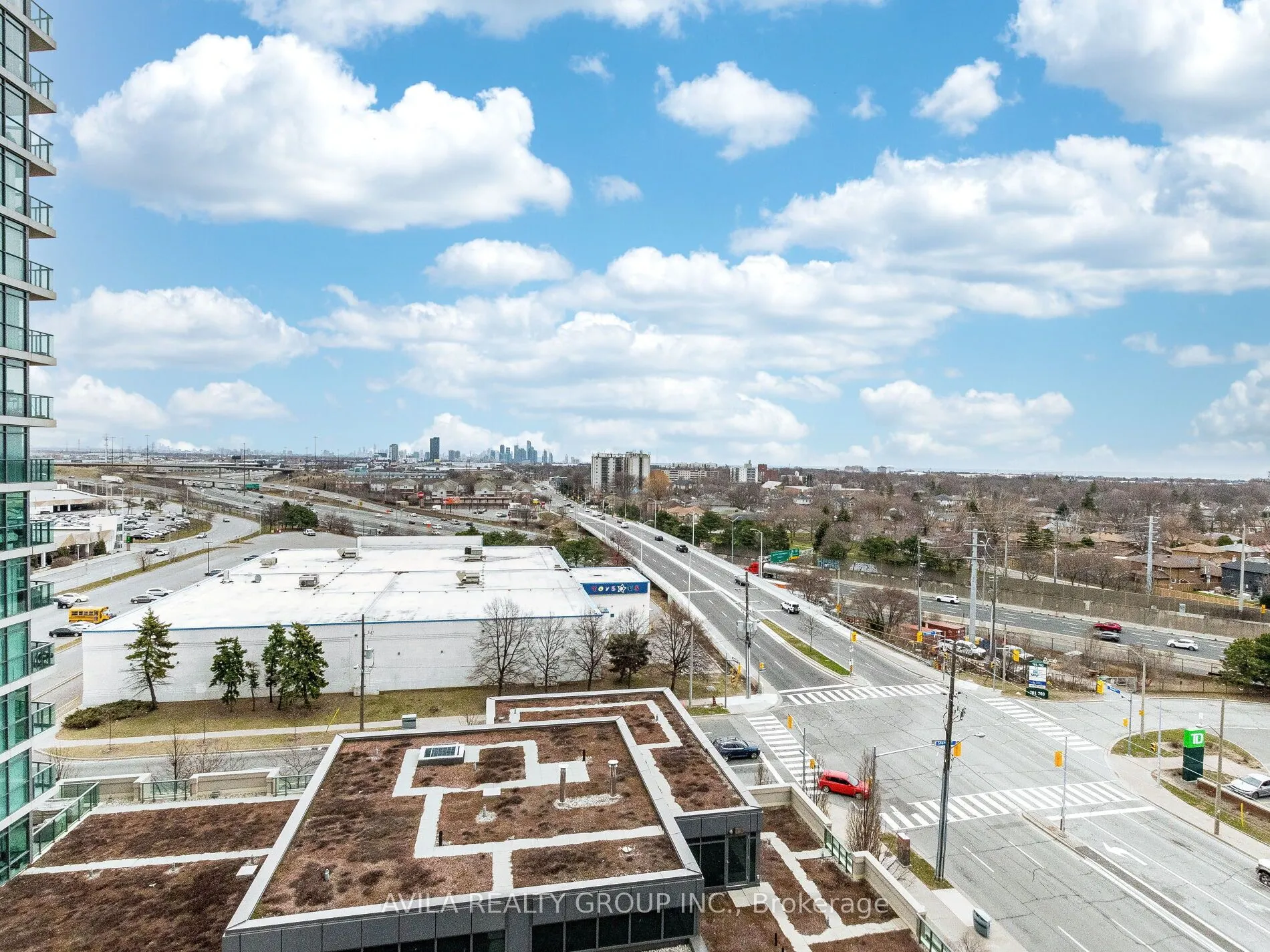 215 Sherway Gardens Road E, #1001