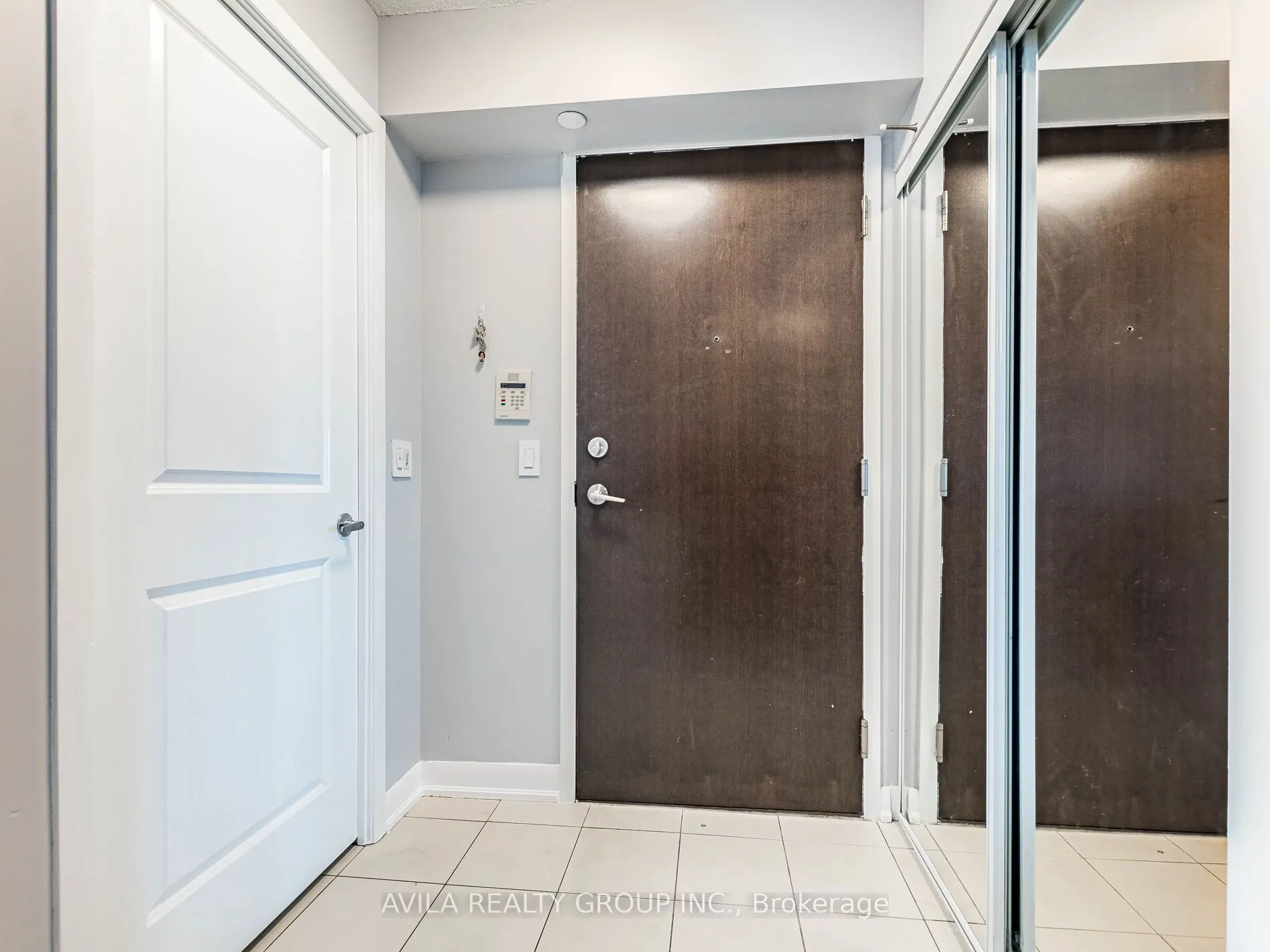 215 Sherway Gardens Road E, #1001