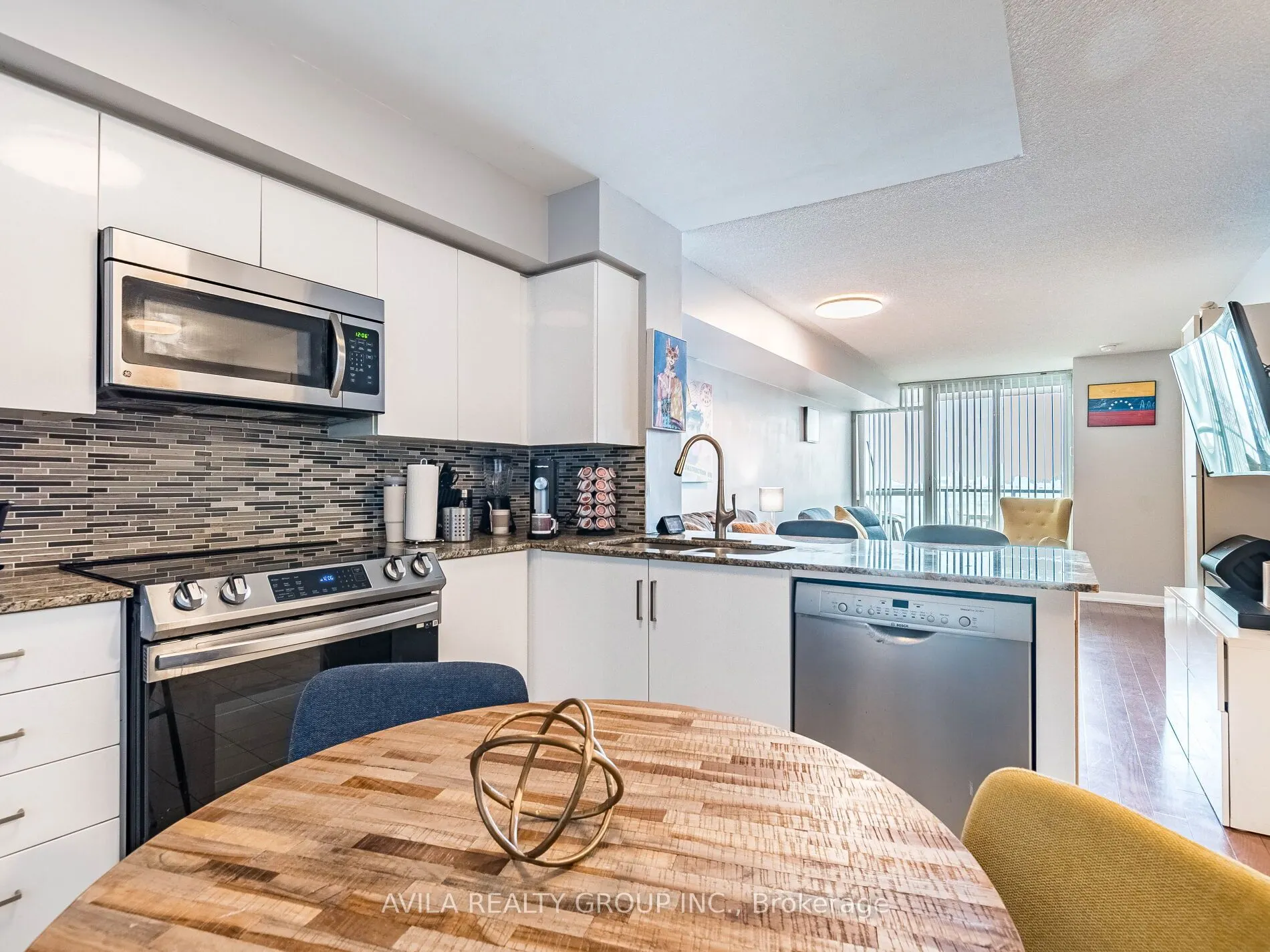 215 Sherway Gardens Road E, #1001