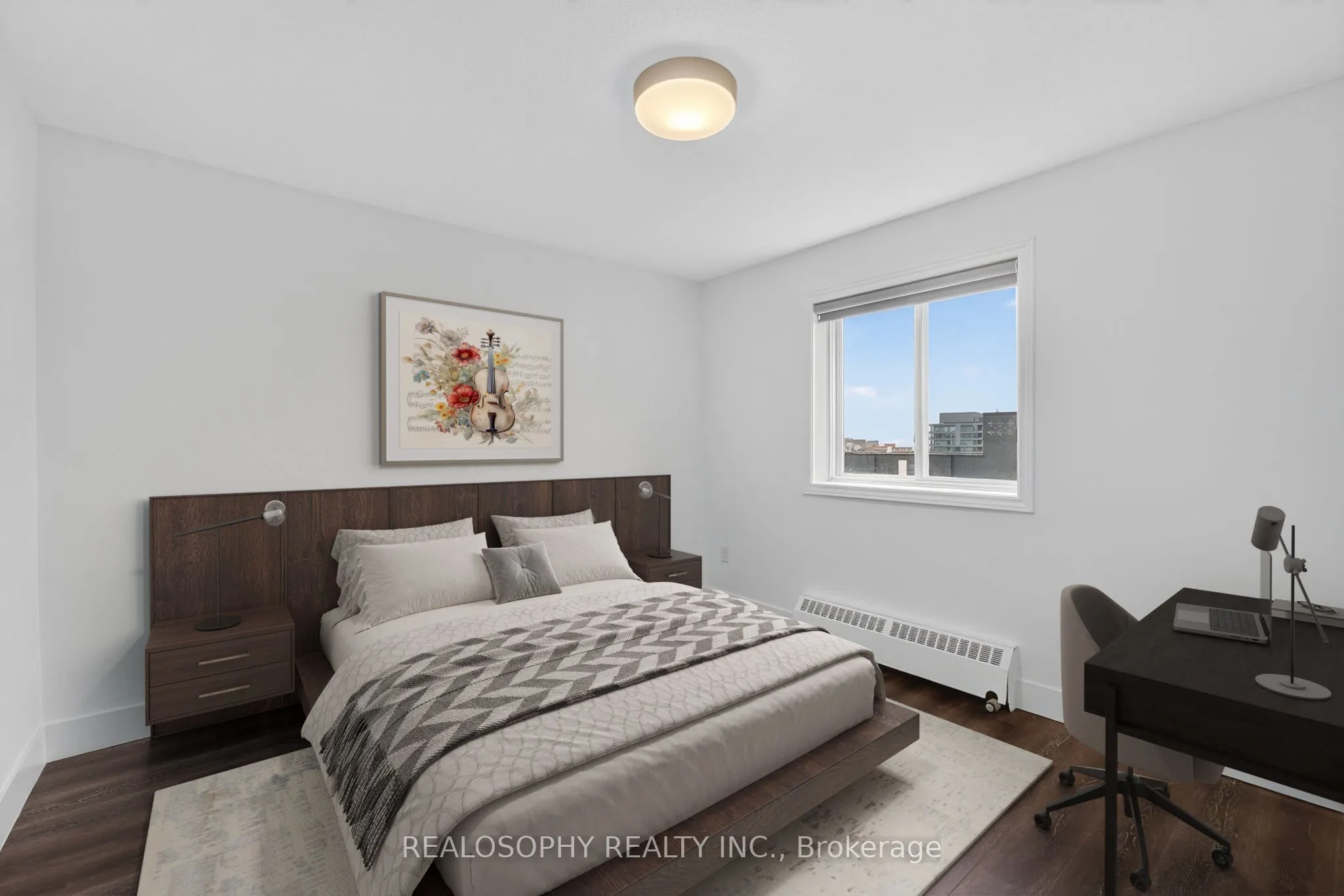 15 Elizabeth Street N, #905