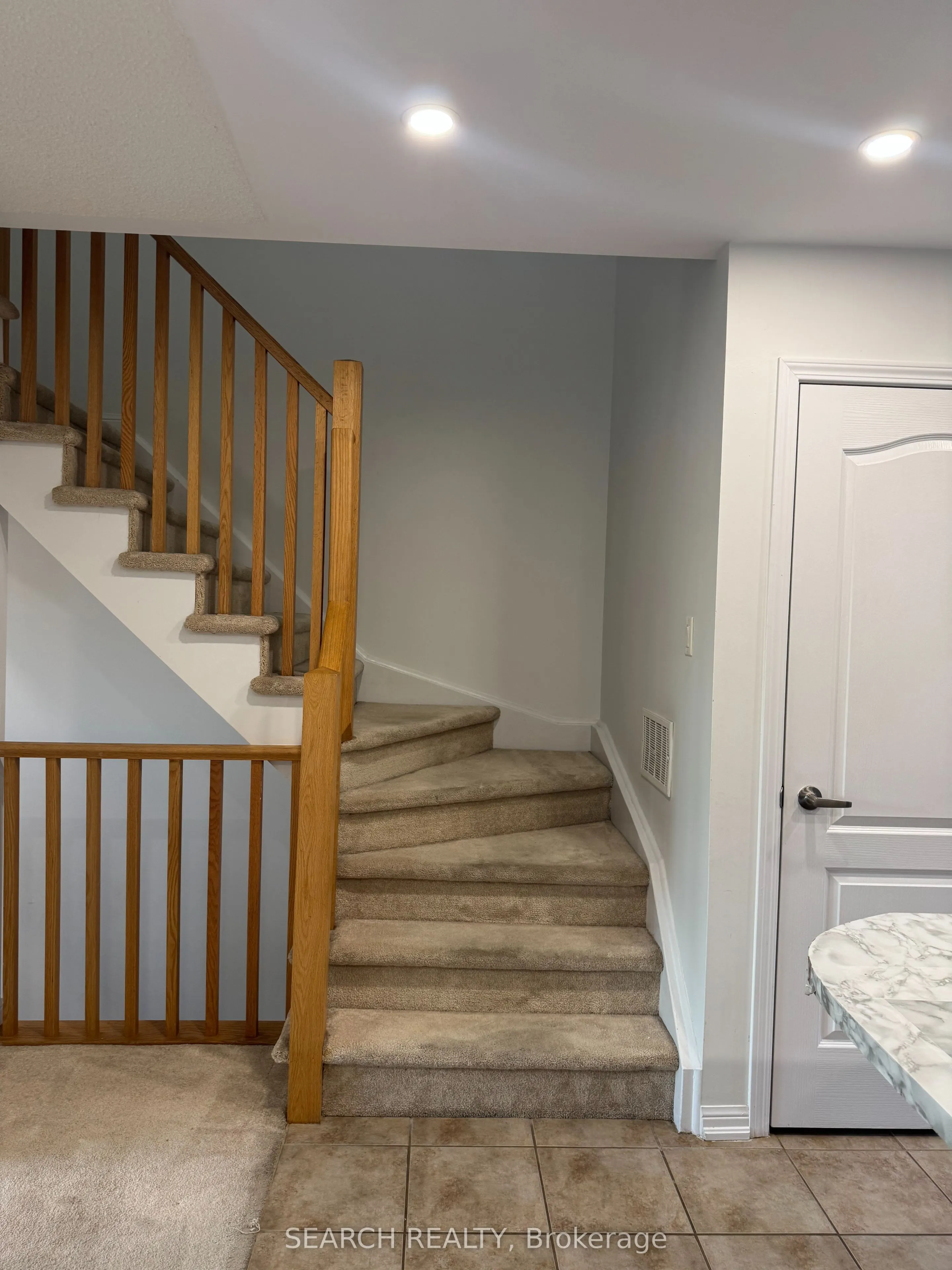 3135 Boxford Crescent, #12