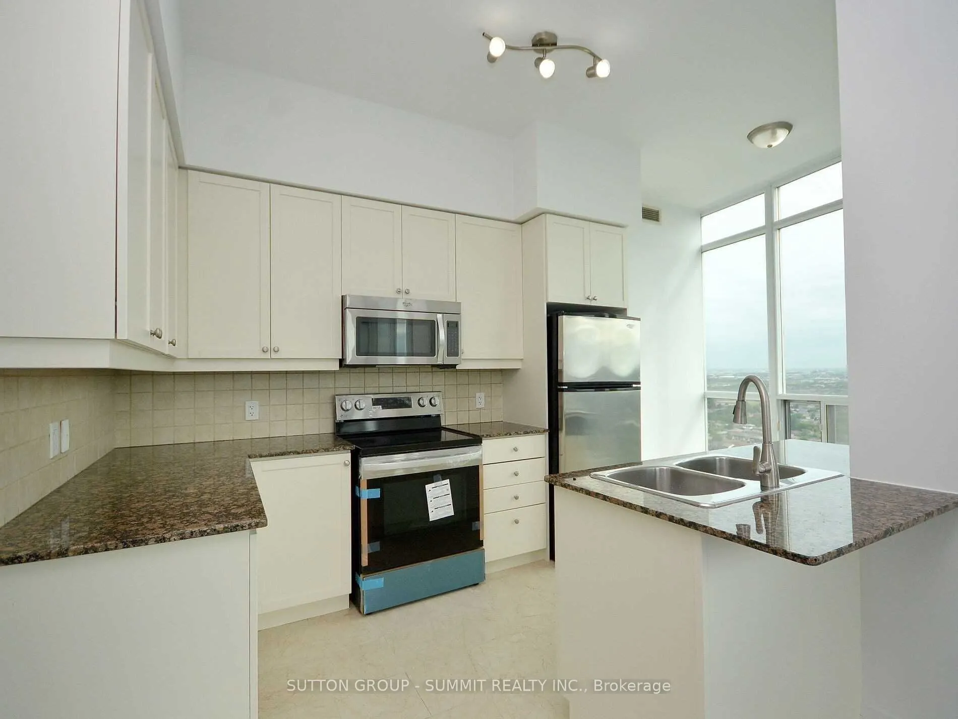 90 Absolute Avenue, #2502