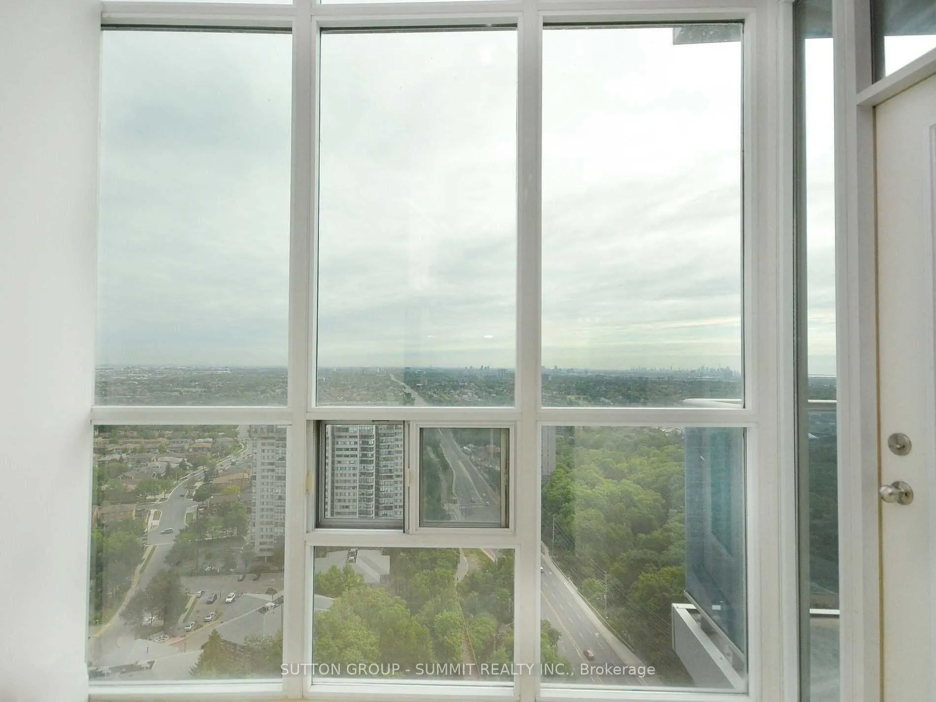 90 Absolute Avenue, #2502