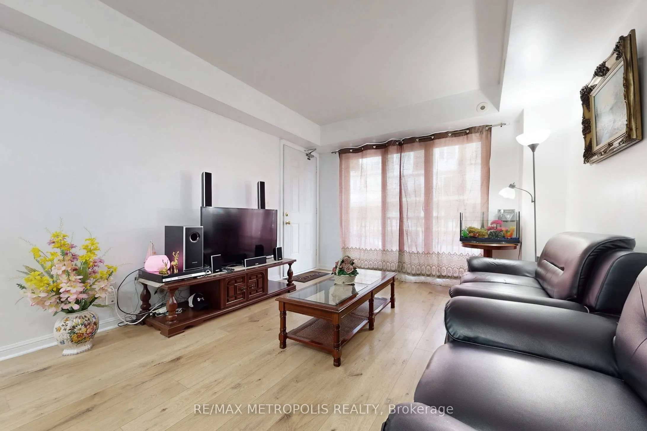 3043 Finch Avenue W, #2025