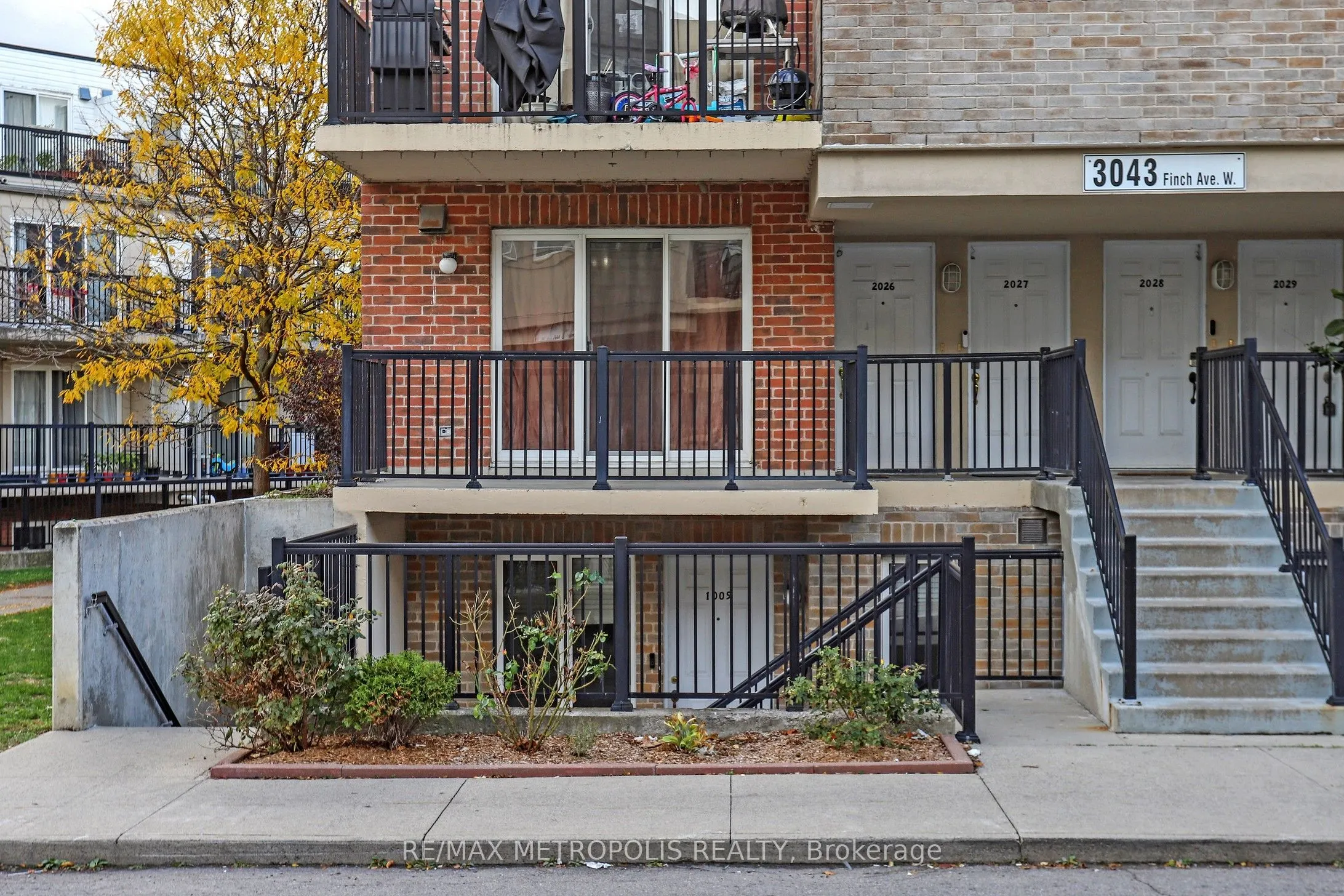 3043 Finch Avenue W, #2025