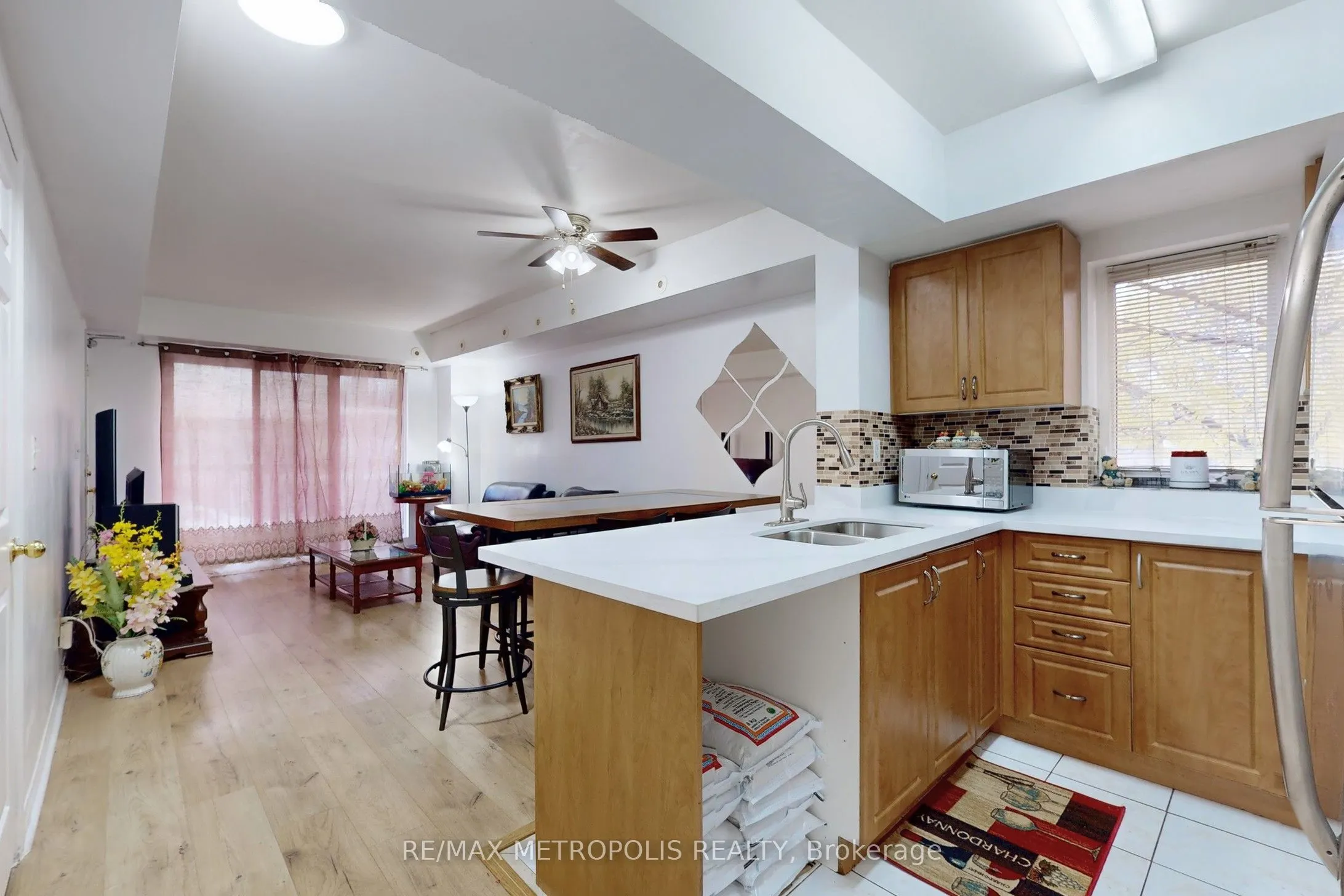 3043 Finch Avenue W, #2025