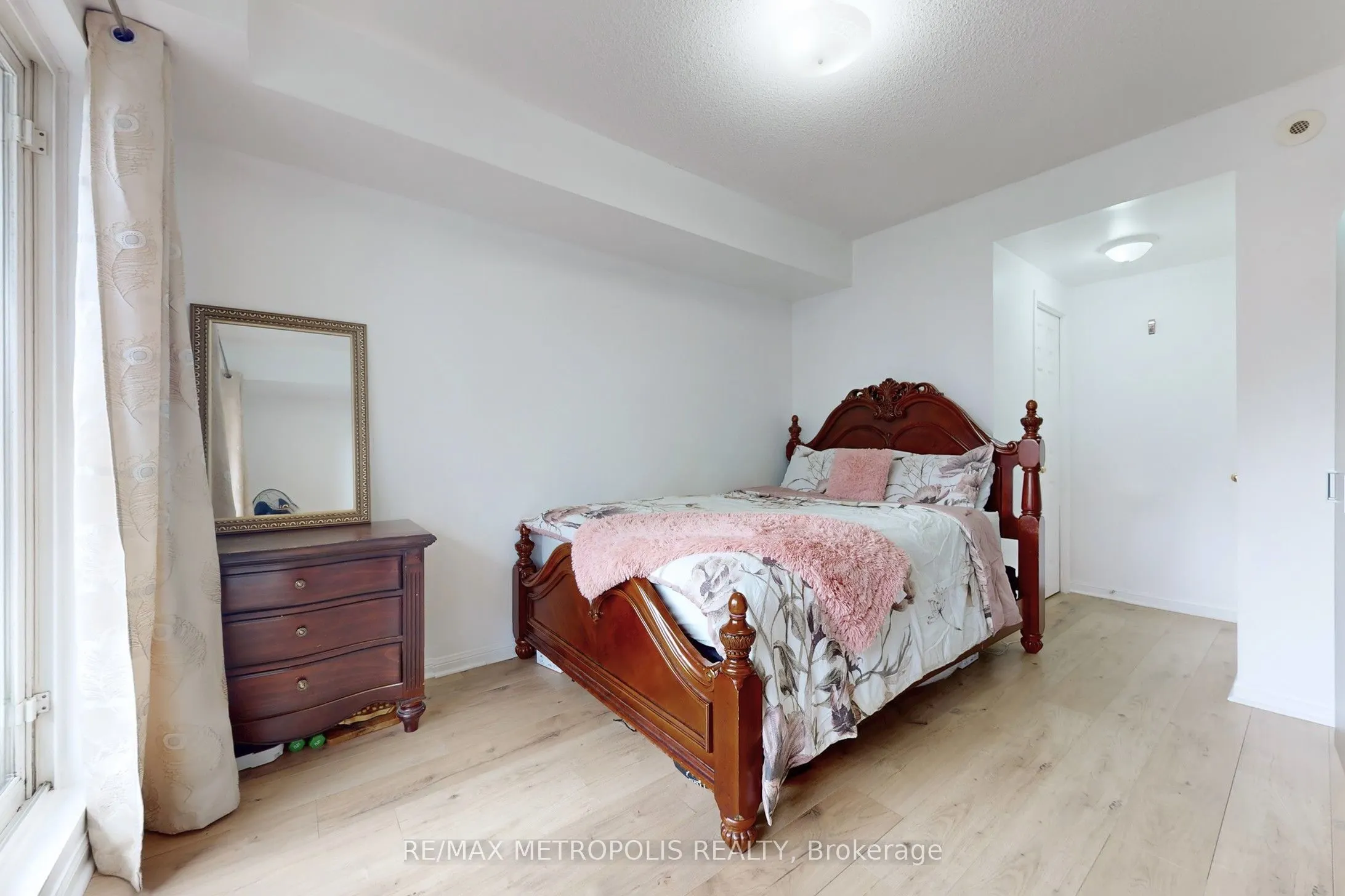 3043 Finch Avenue W, #2025