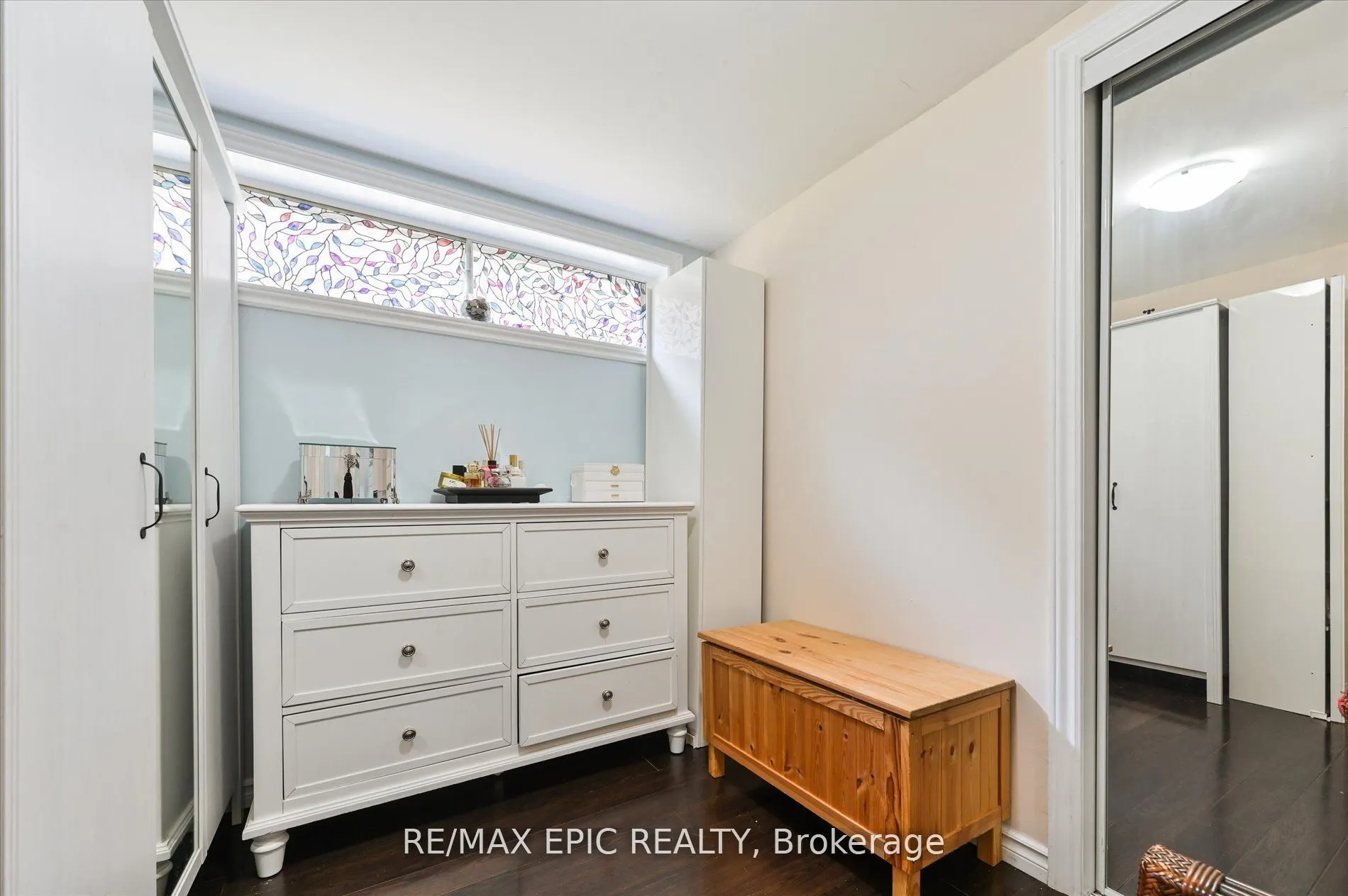 2683 TRUSCOTT Drive, #LOWER