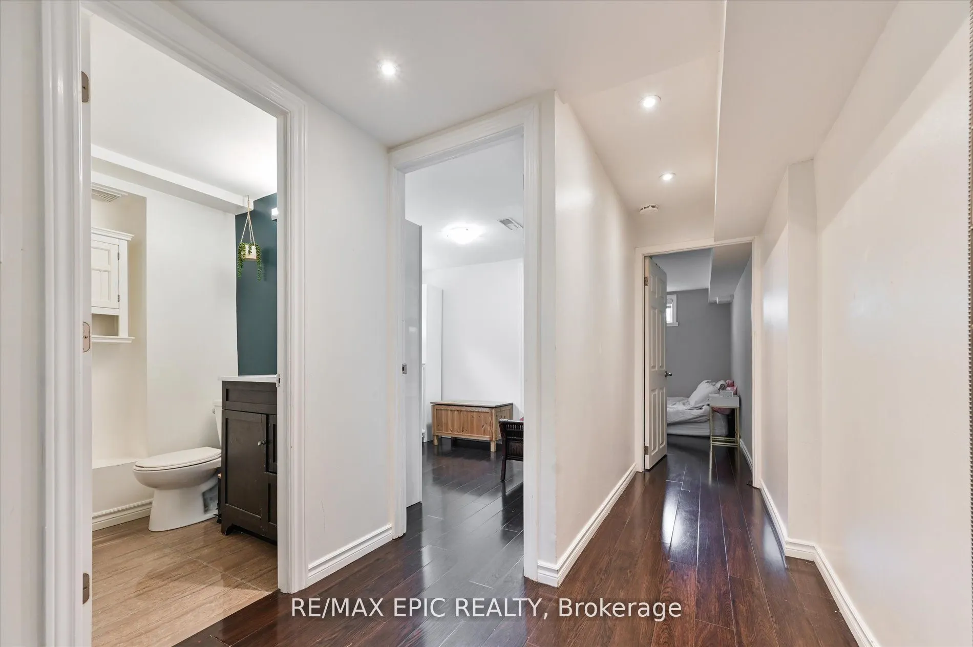 2683 TRUSCOTT Drive, #LOWER