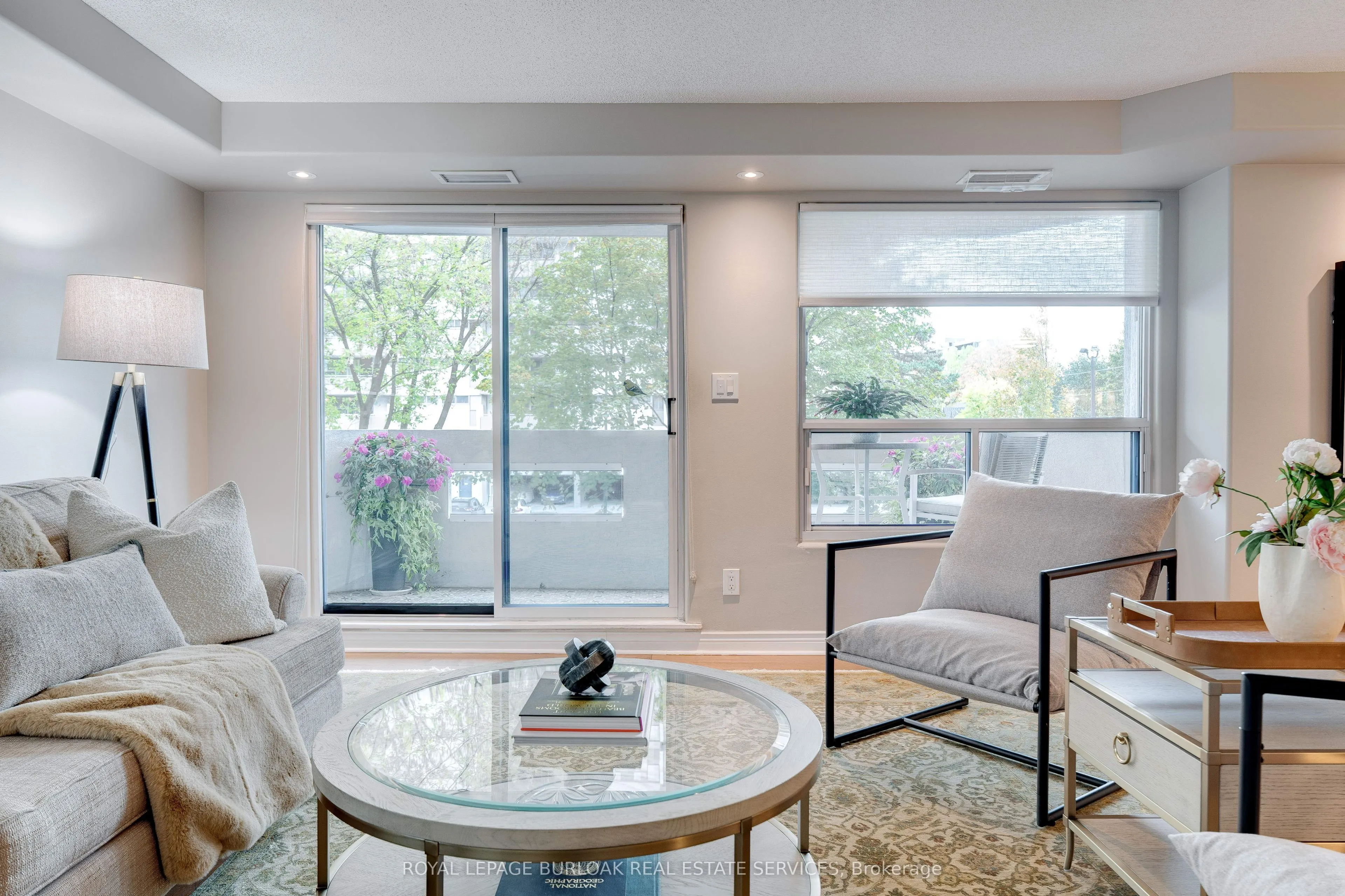 1272 Ontario Street, #204