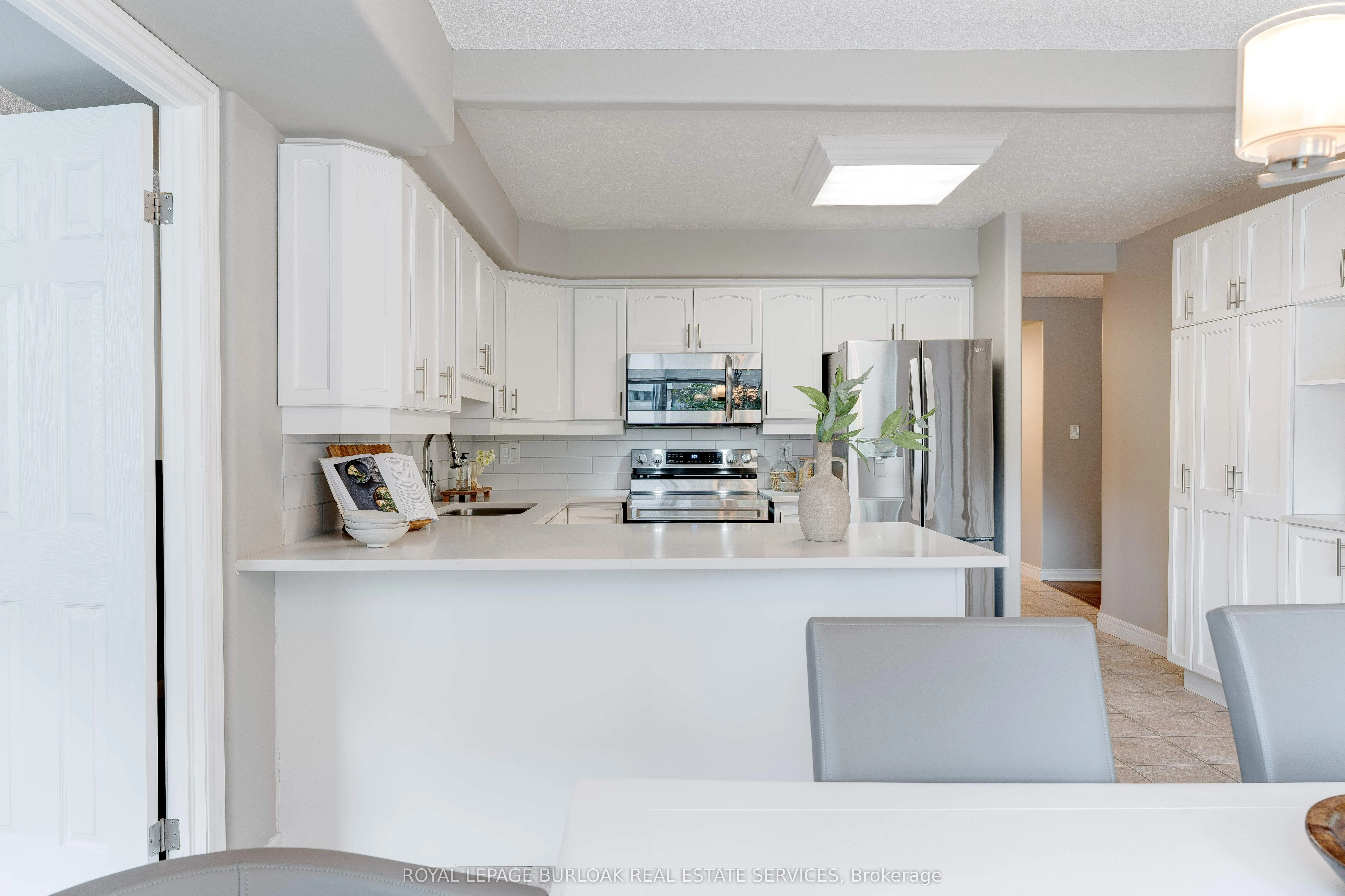 1272 Ontario Street, #204